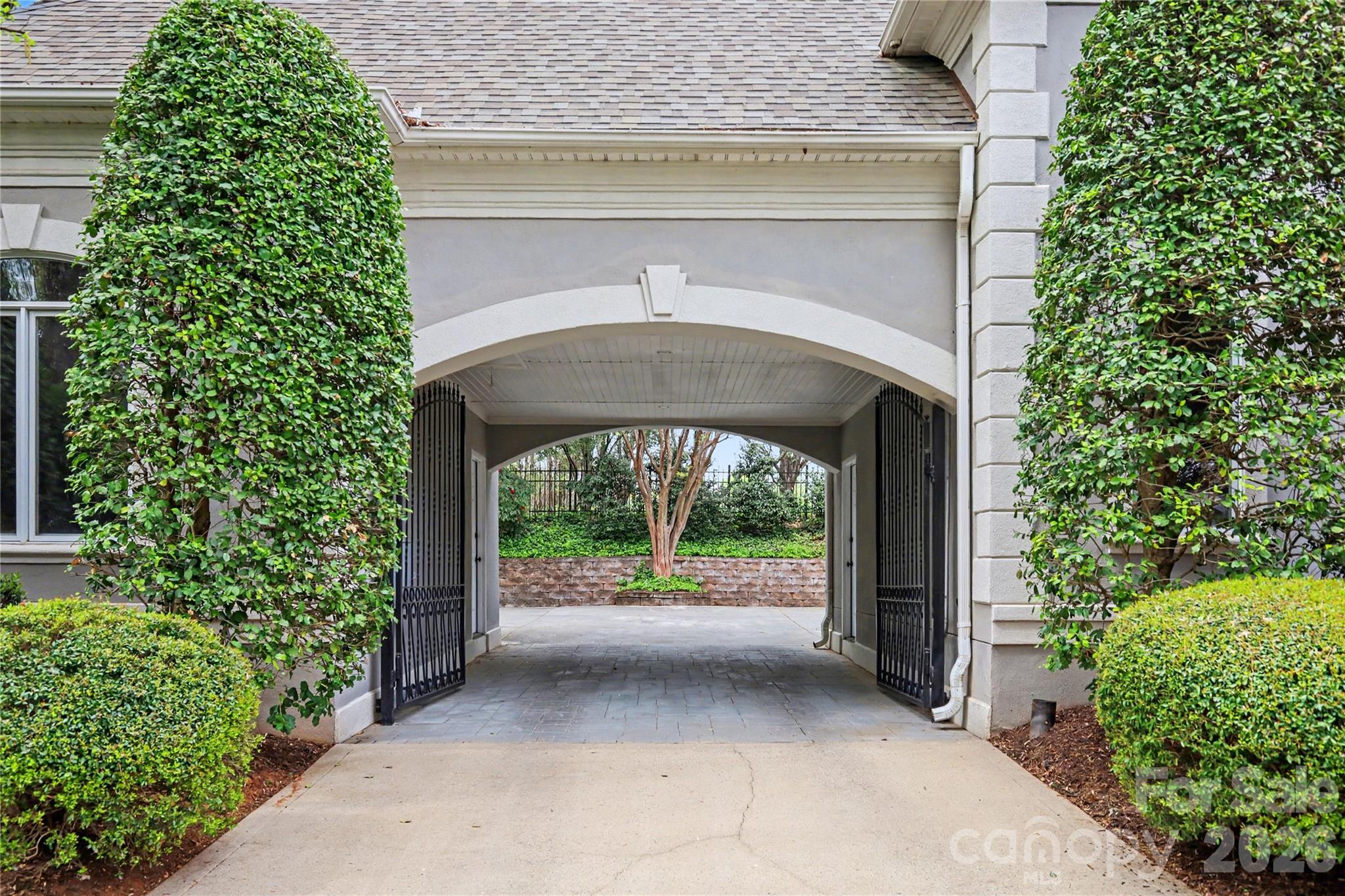 6312 Mitchell Hollow Road — Charlotte