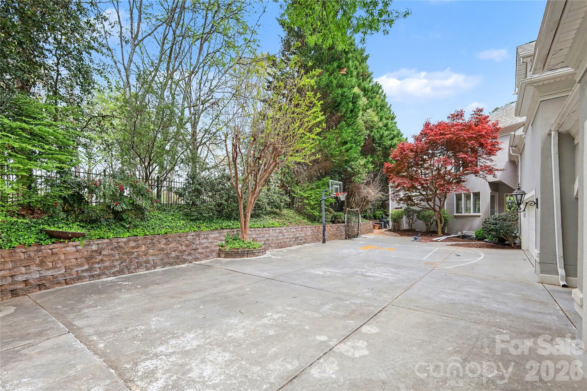 6312 Mitchell Hollow Road — Charlotte