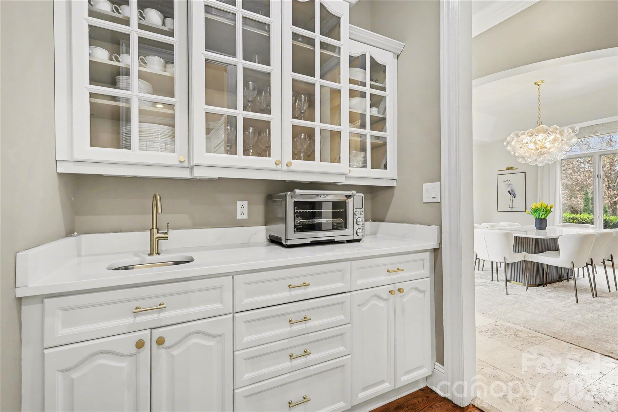 6312 Mitchell Hollow Road — Charlotte