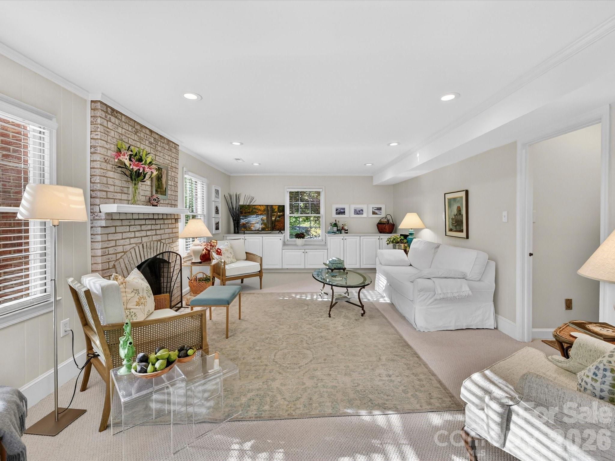 2818 Hinsdale Street — Charlotte