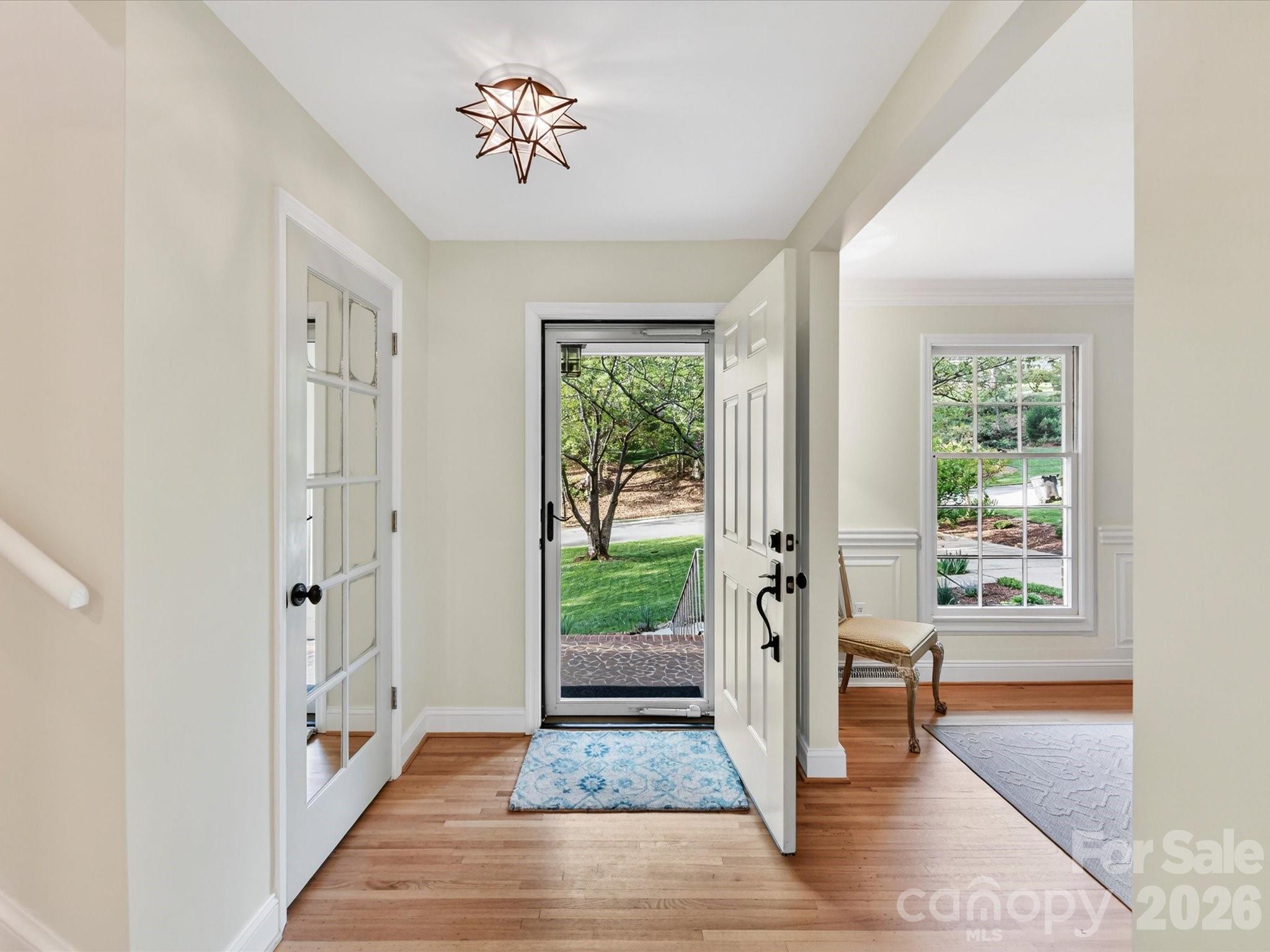 2818 Hinsdale Street — Charlotte