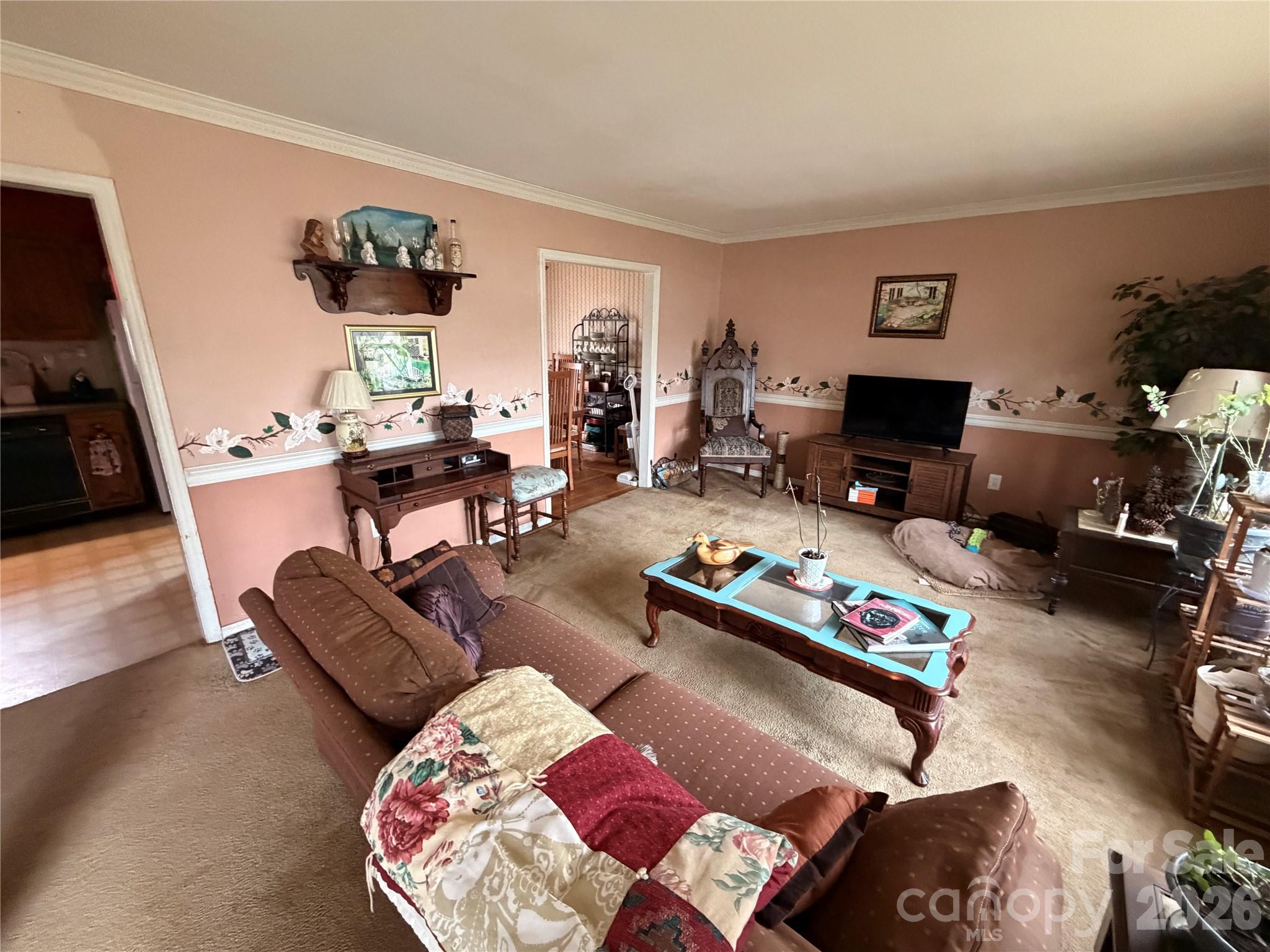 6215 Farm Pond Lane — Charlotte