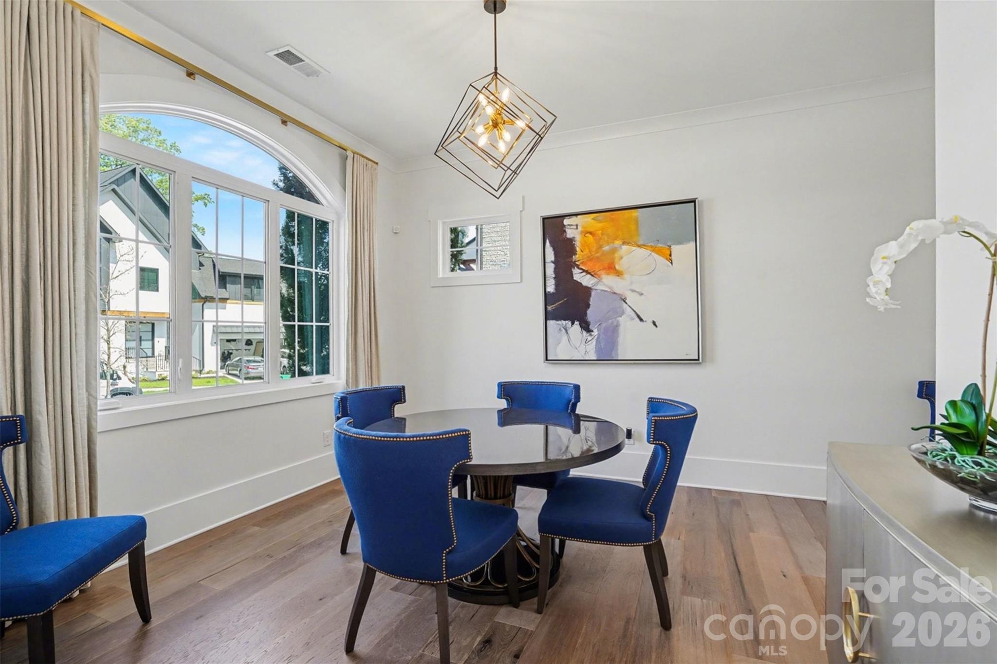 915 Laurel Creek Lane — Charlotte