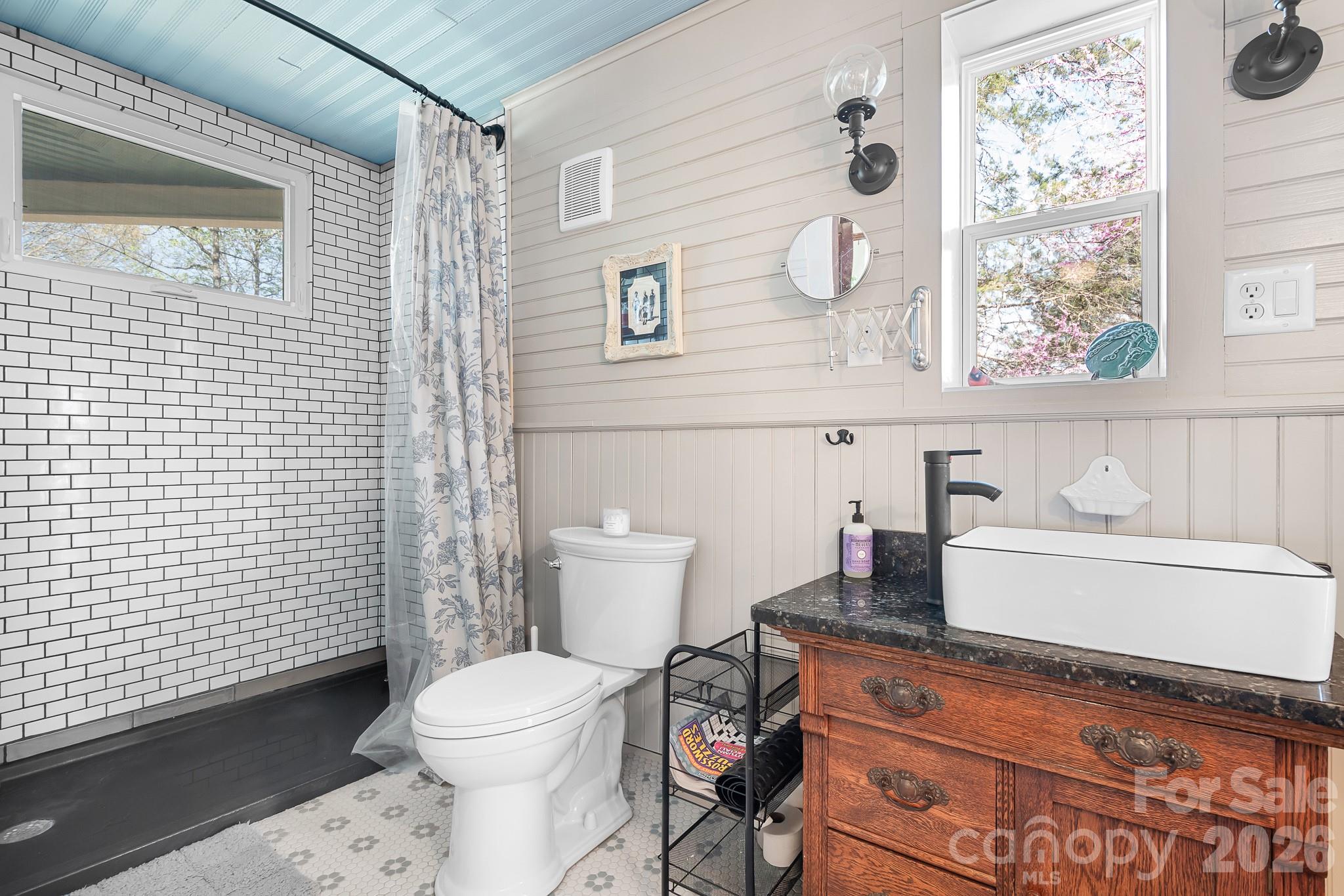 1315 Scotts Creek Road — Statesville