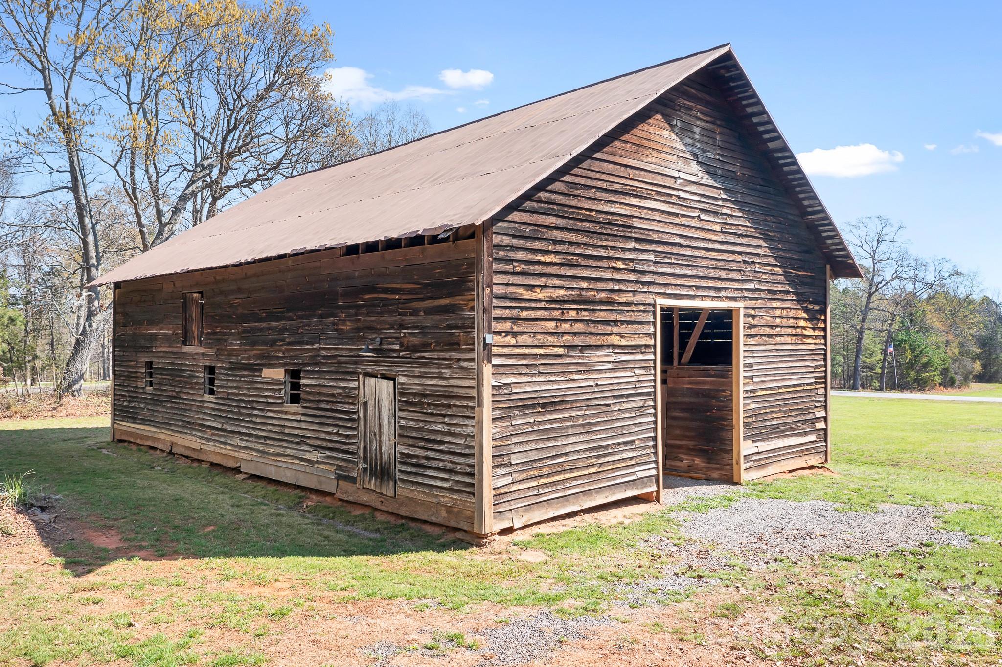 1315 Scotts Creek Road — Statesville