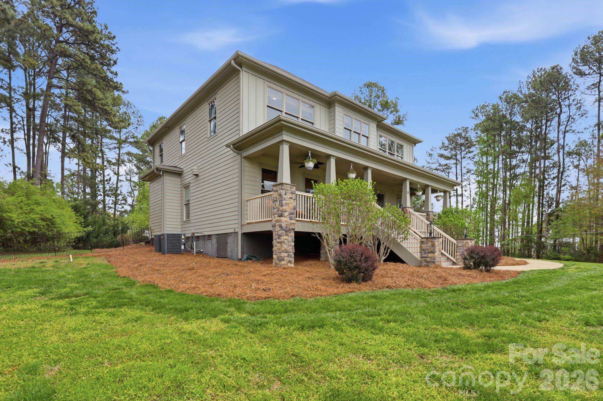 151 Yellow Jacket Circle — Mooresville