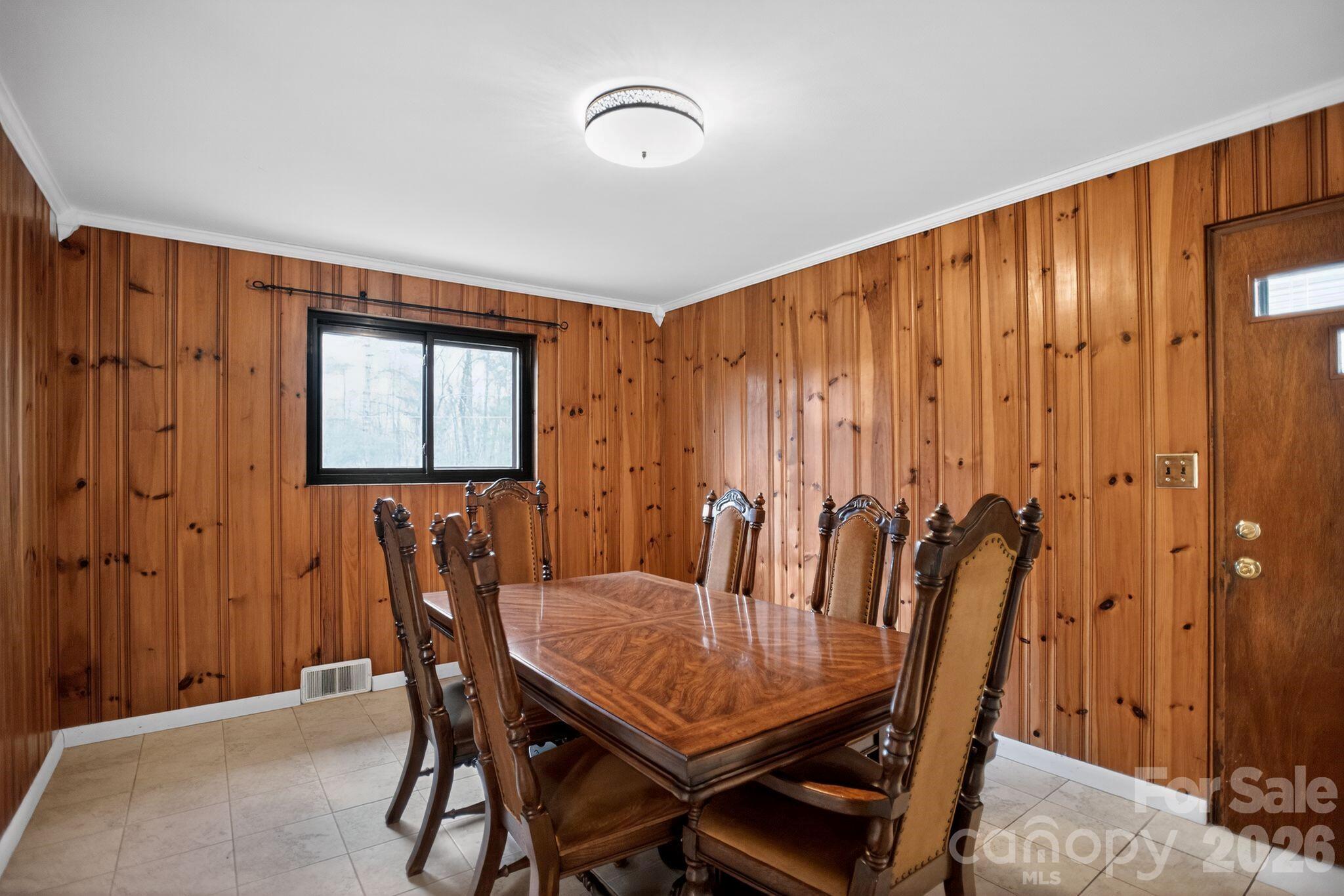 4783 Calico Road — Lenoir