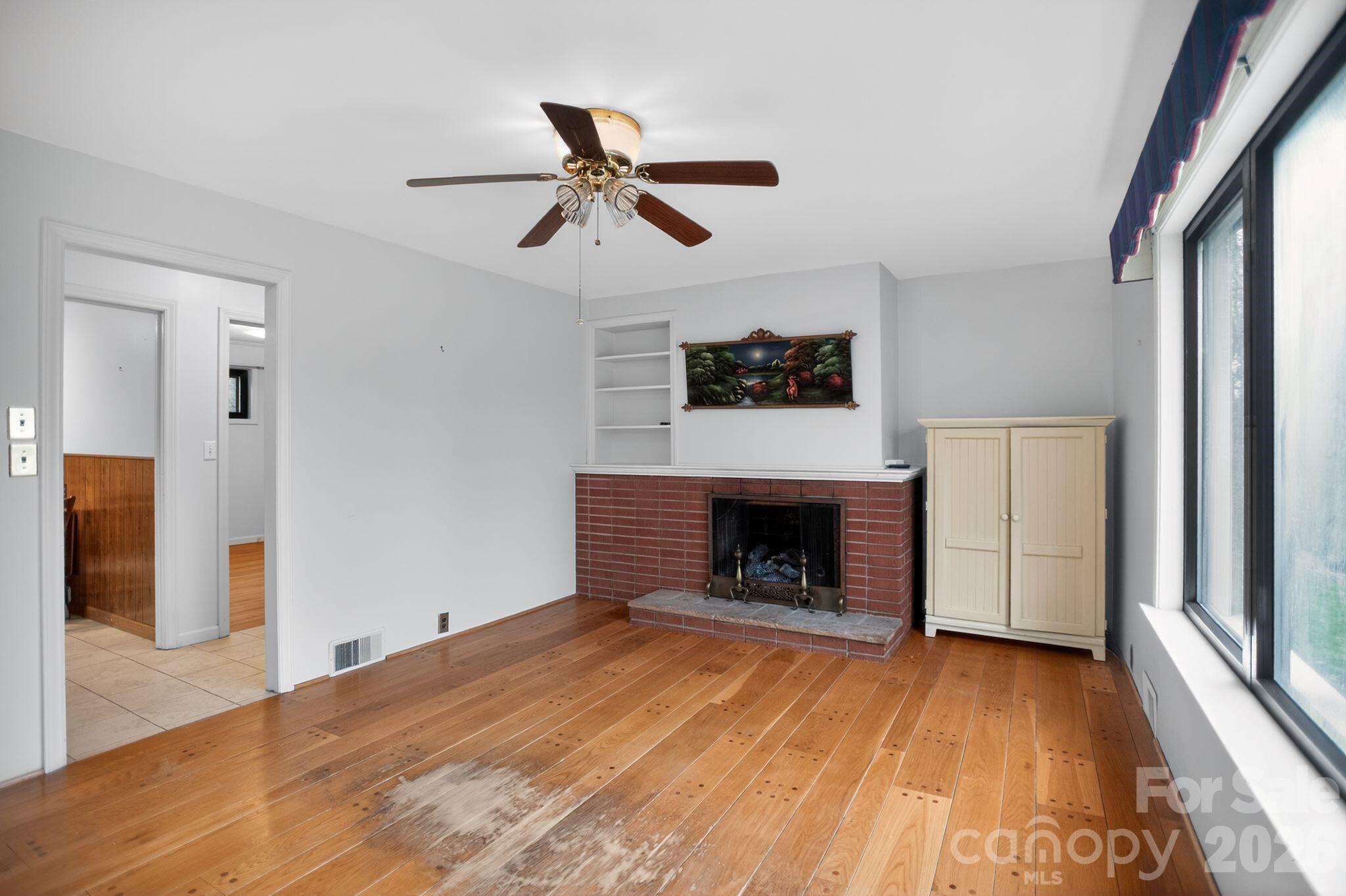 4783 Calico Road — Lenoir