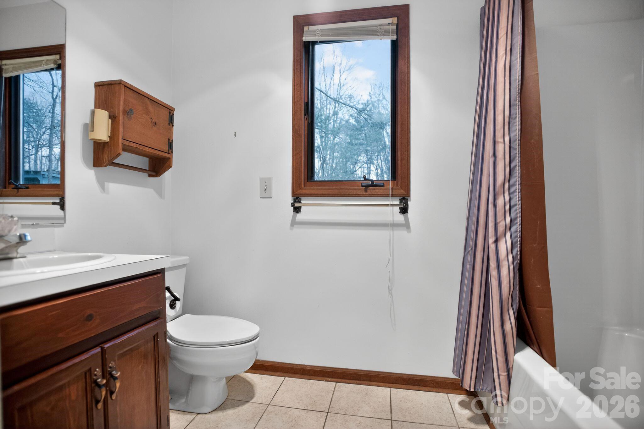 4783 Calico Road — Lenoir