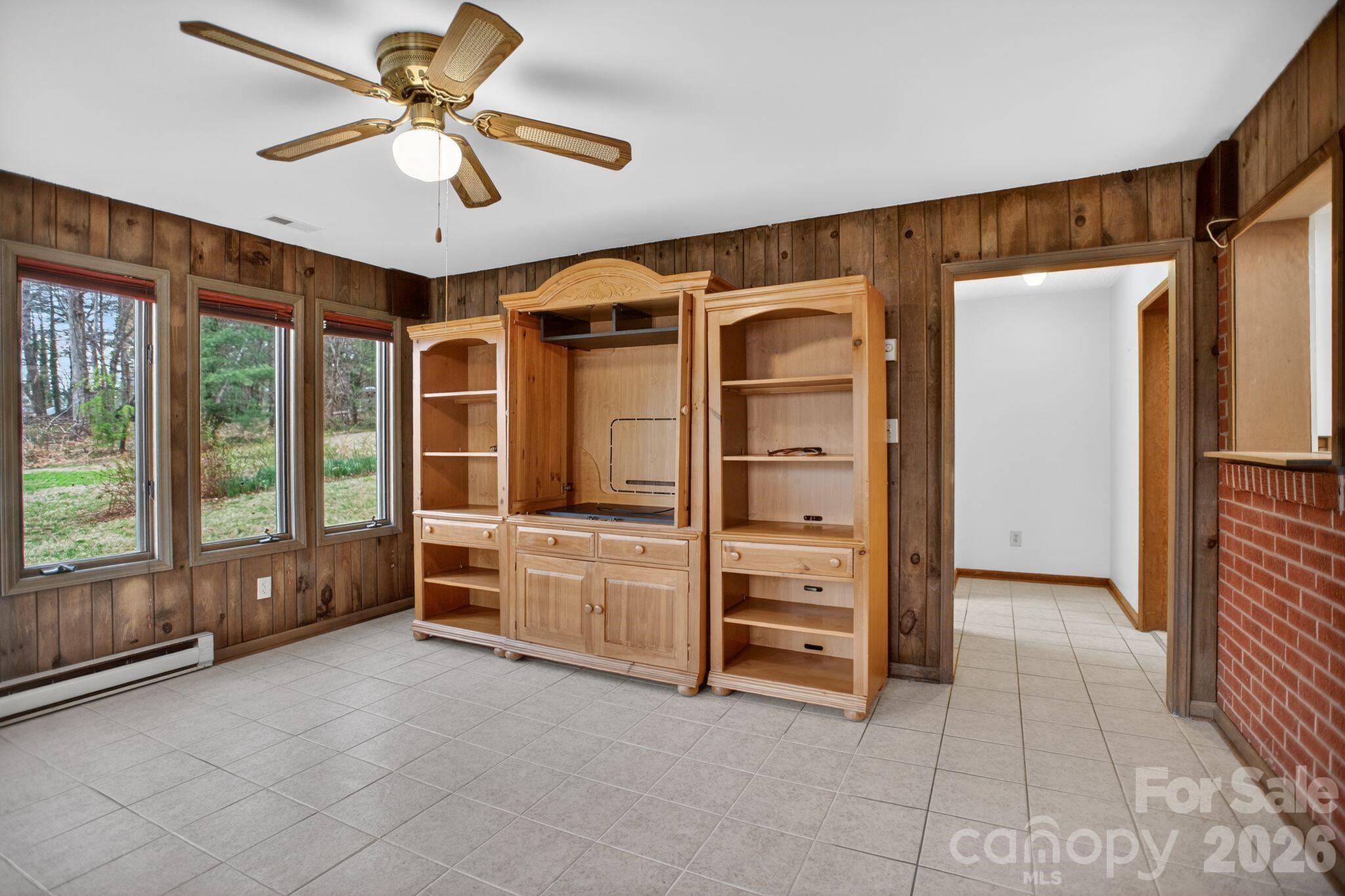 4783 Calico Road — Lenoir