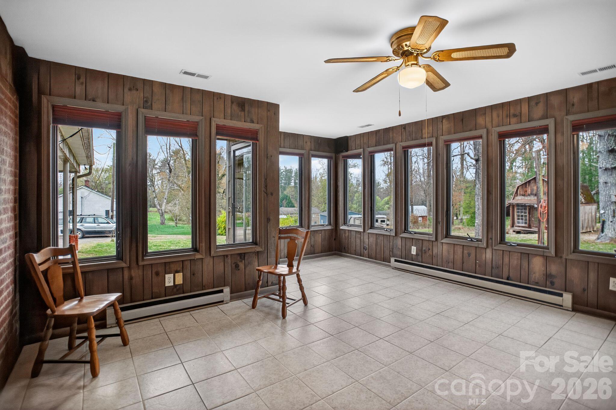 4783 Calico Road — Lenoir