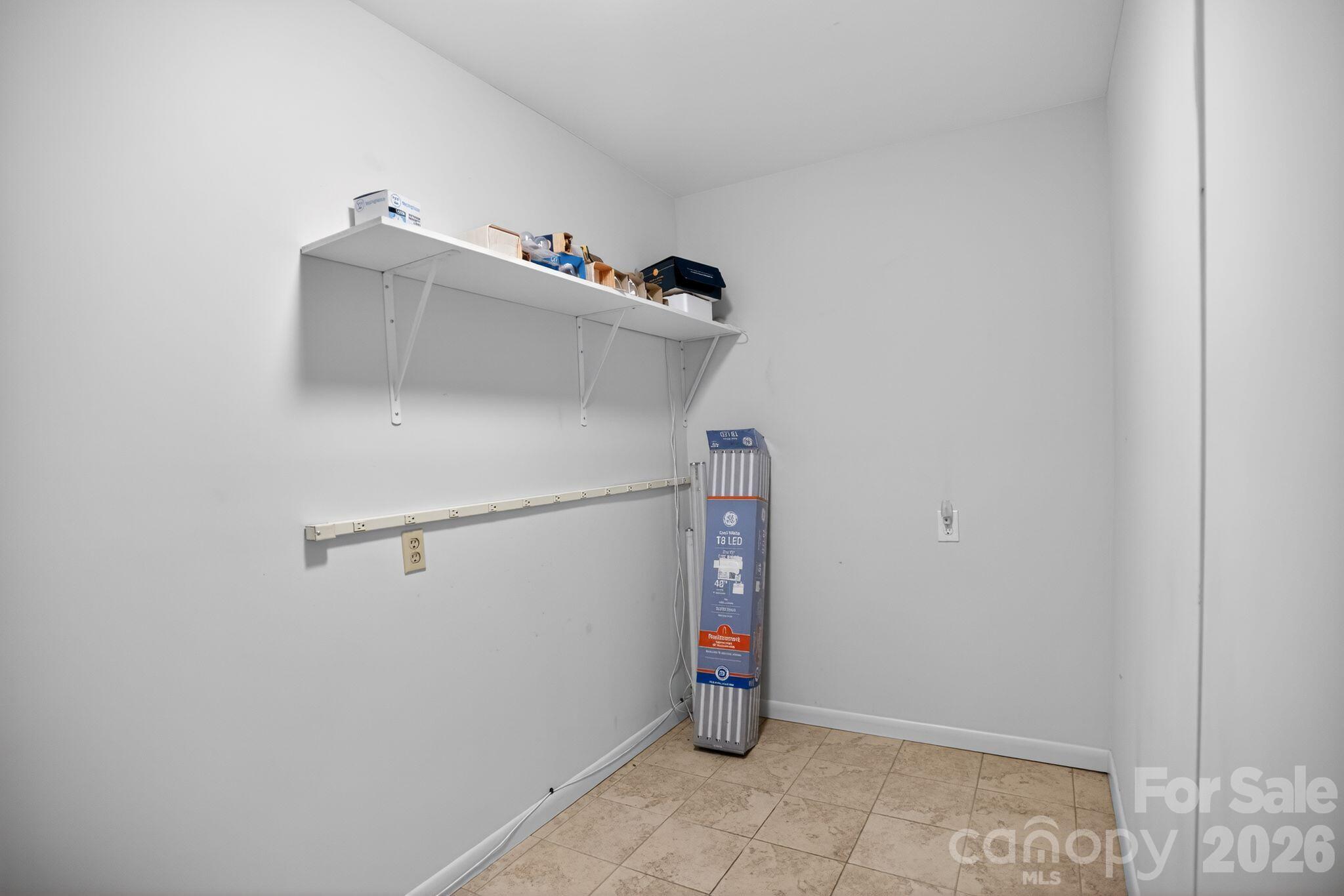 4783 Calico Road — Lenoir