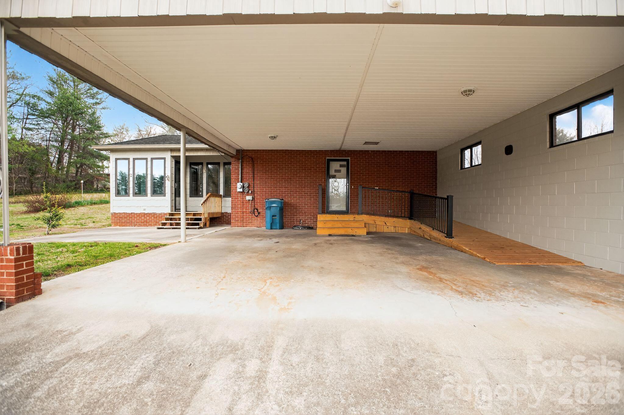 4783 Calico Road — Lenoir