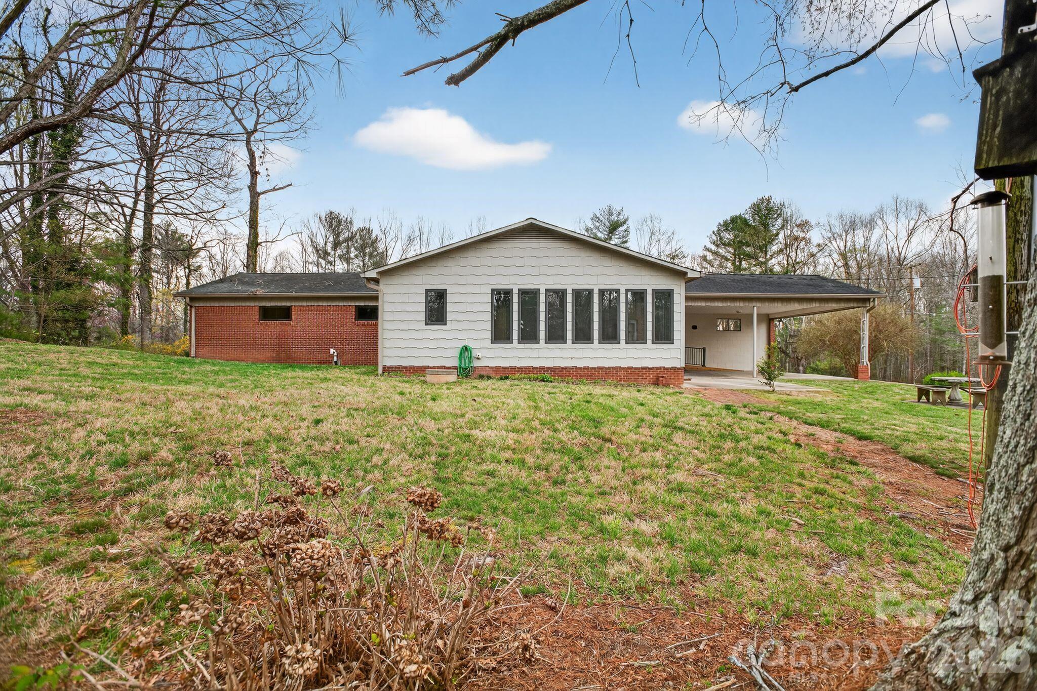 4783 Calico Road — Lenoir