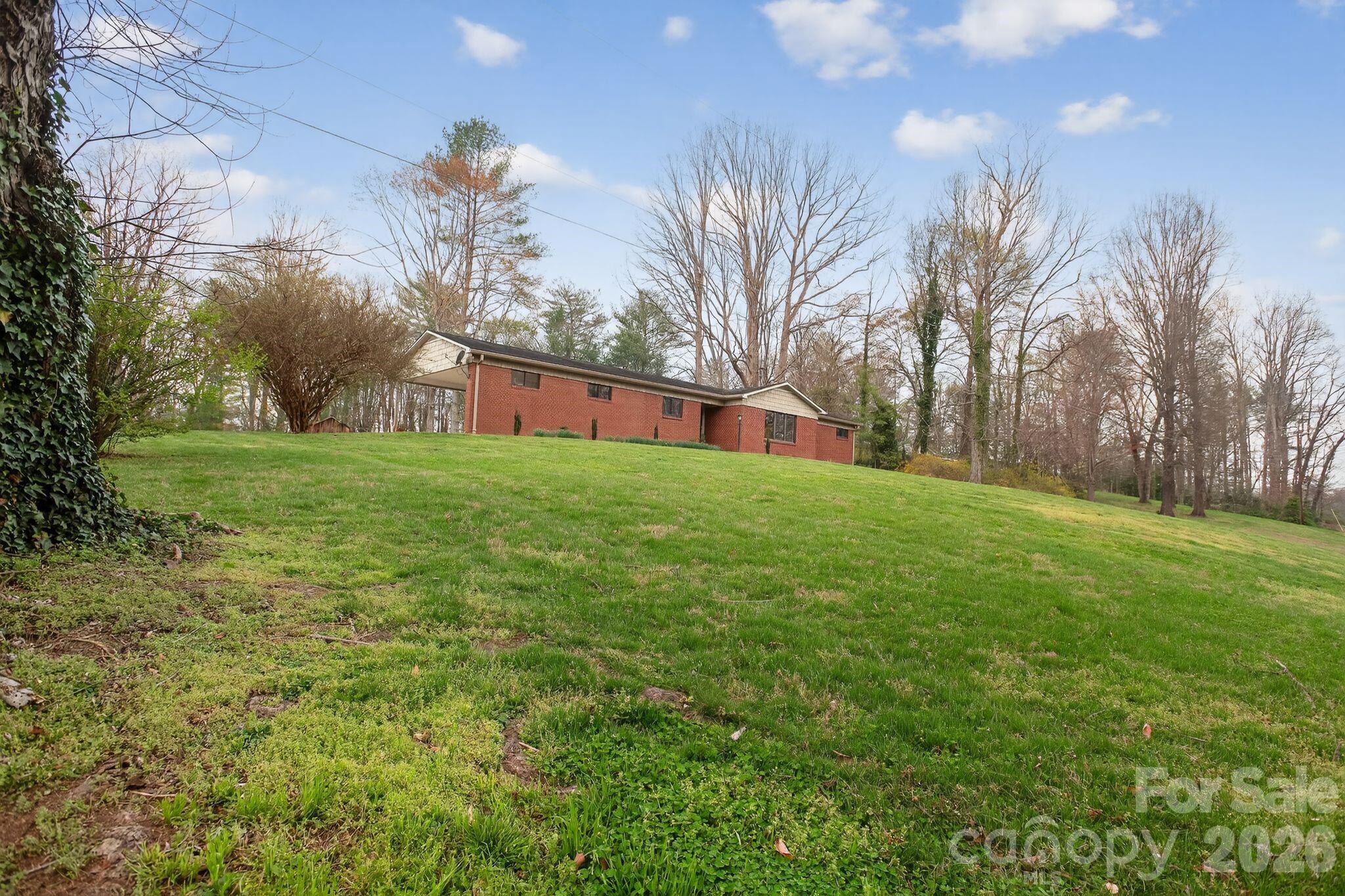 4783 Calico Road — Lenoir