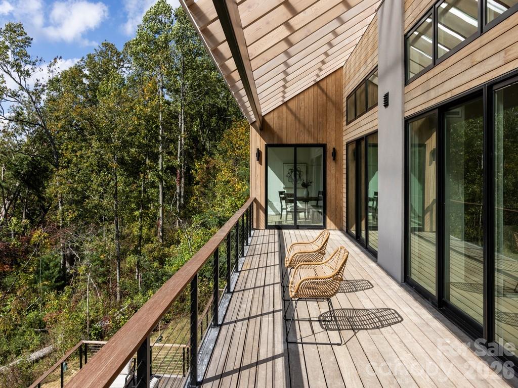 631 Elk Mountain Scenic Highway — Asheville
