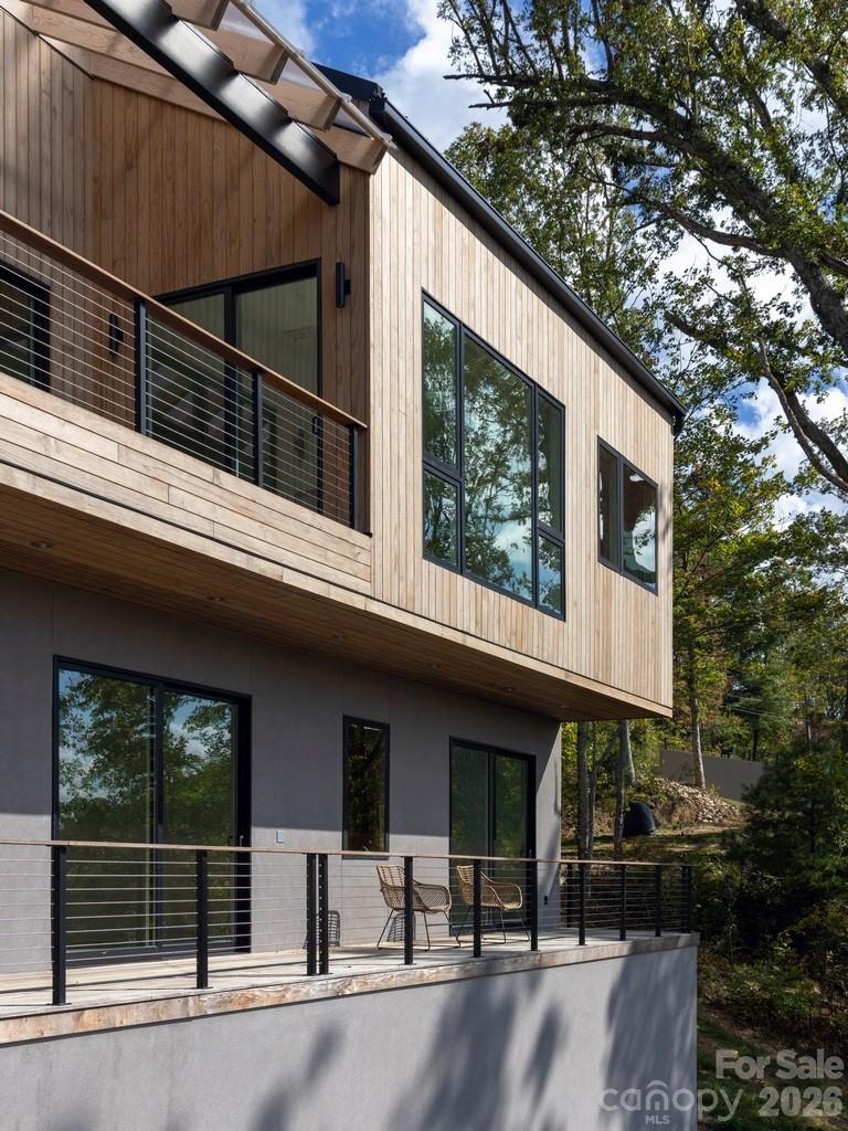 631 Elk Mountain Scenic Highway — Asheville