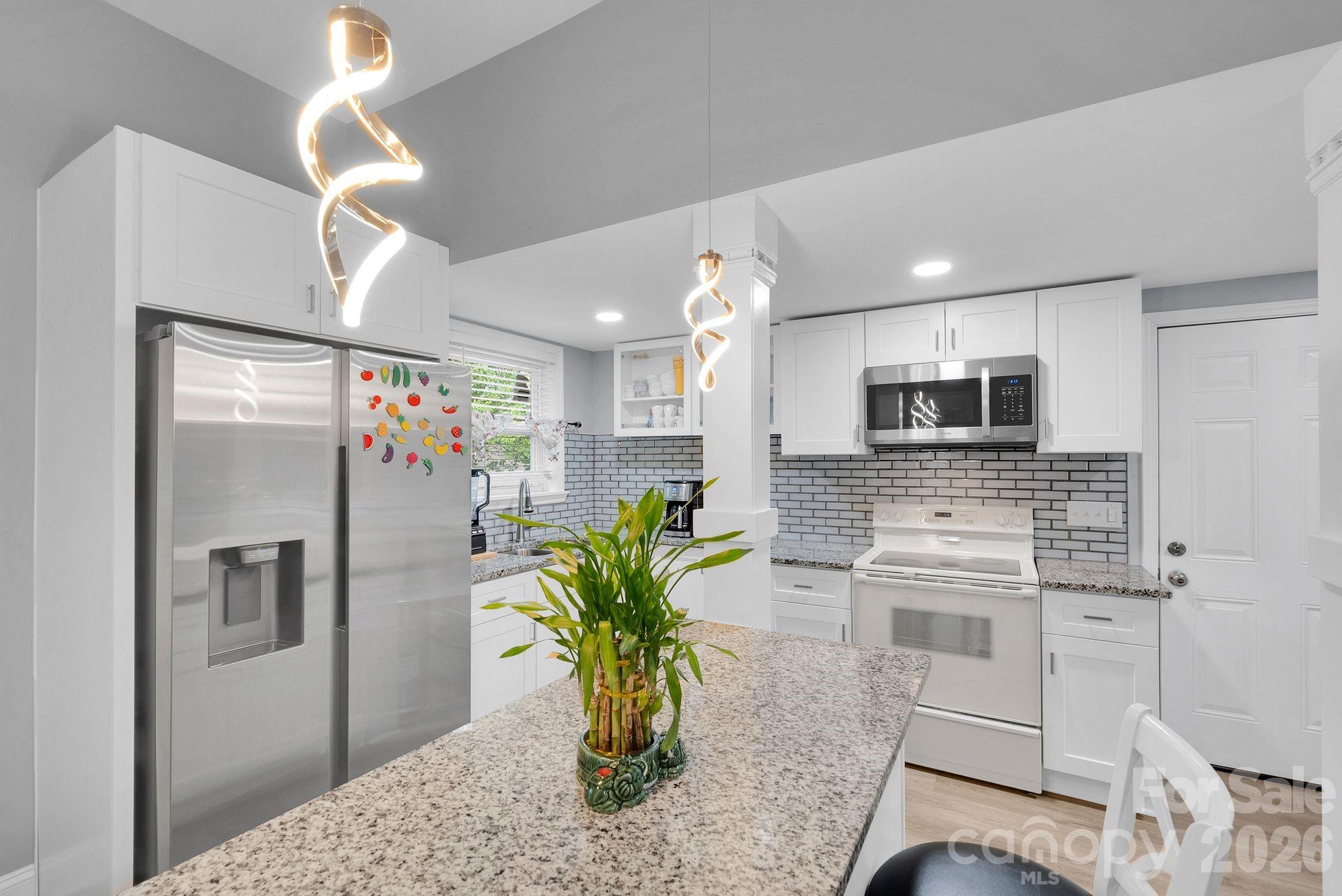 605 S Marietta Street — Gastonia