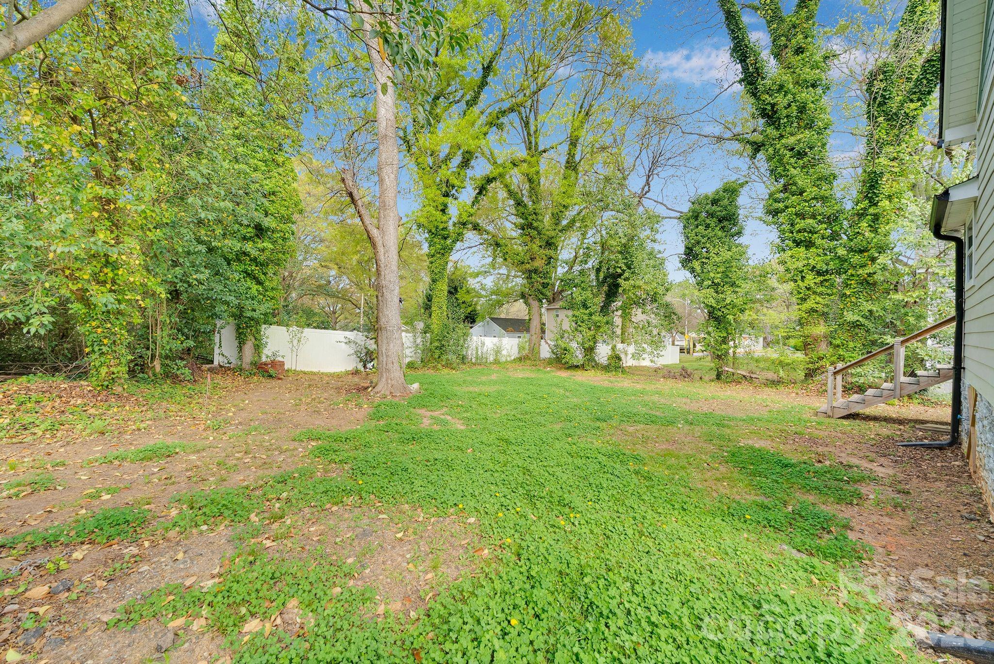 605 S Marietta Street — Gastonia