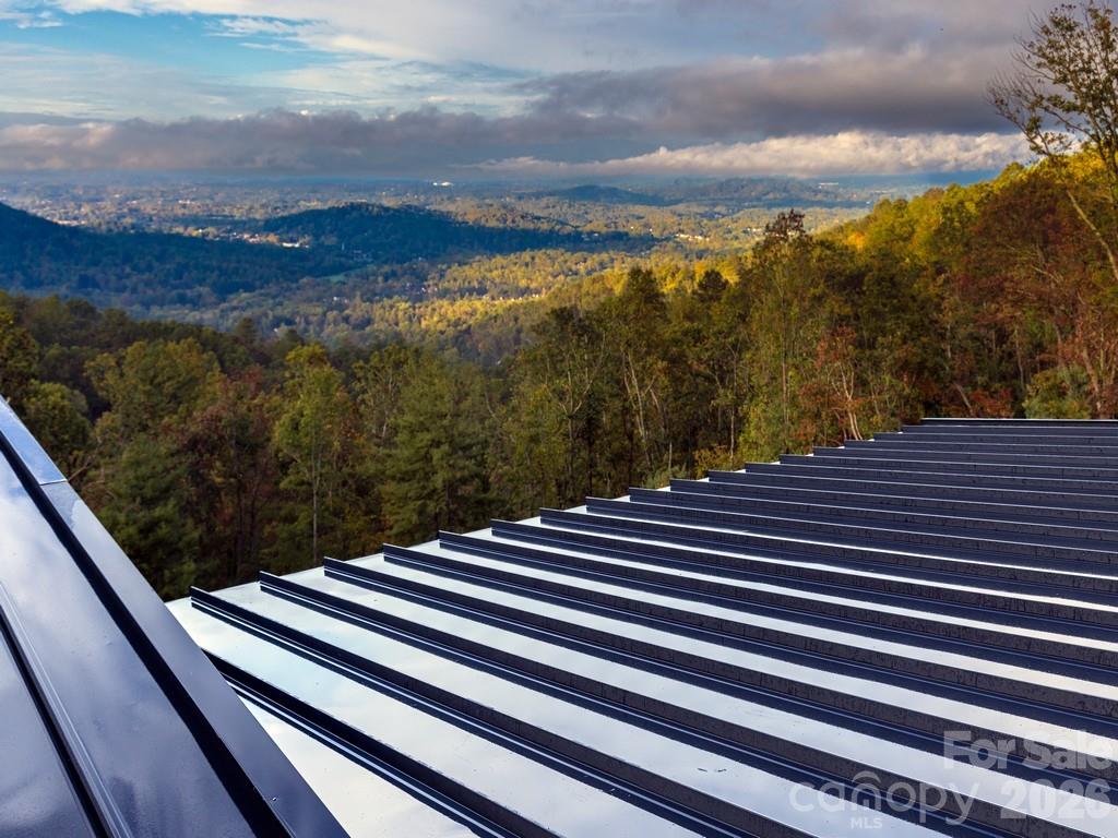 641 Elk Mountain Scenic Highway — Asheville