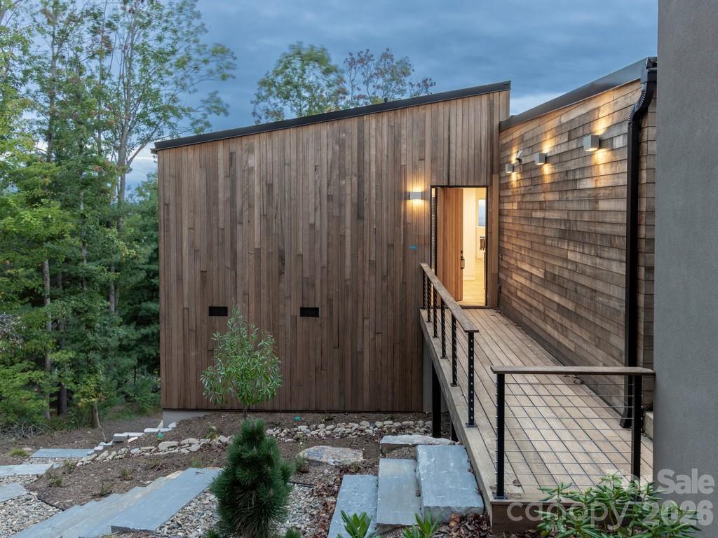 641 Elk Mountain Scenic Highway — Asheville