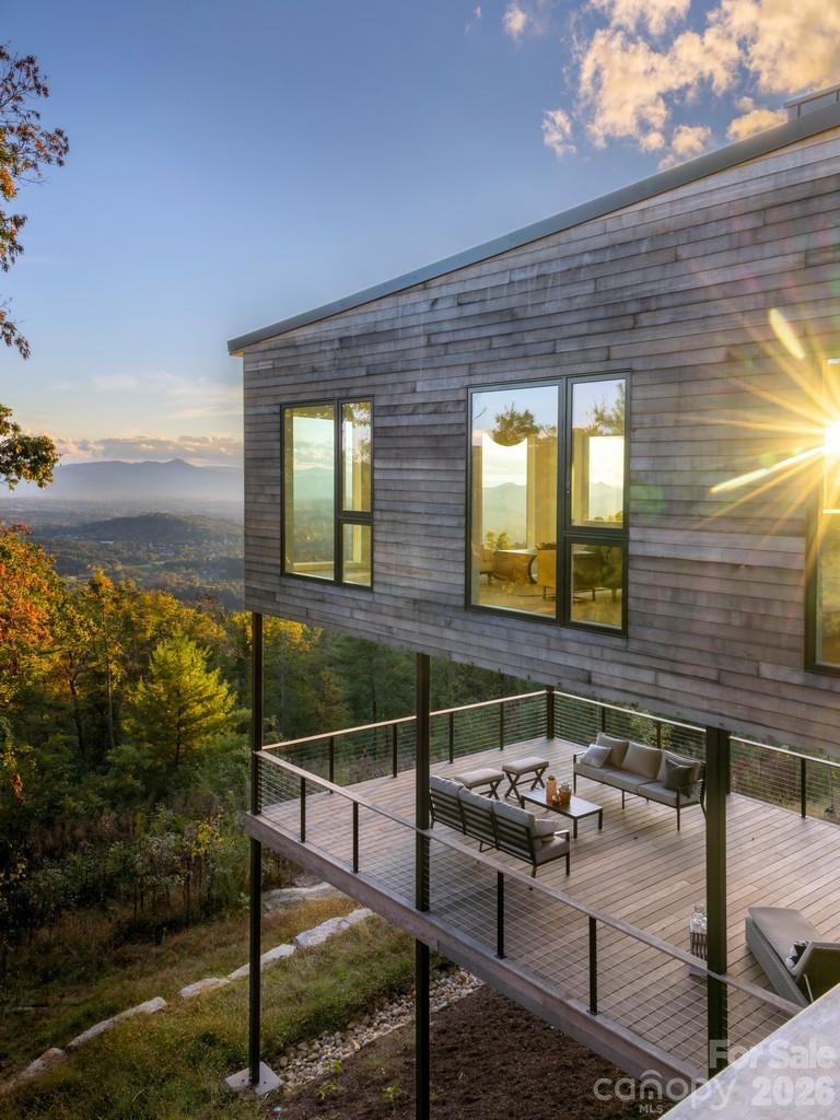 641 Elk Mountain Scenic Highway — Asheville