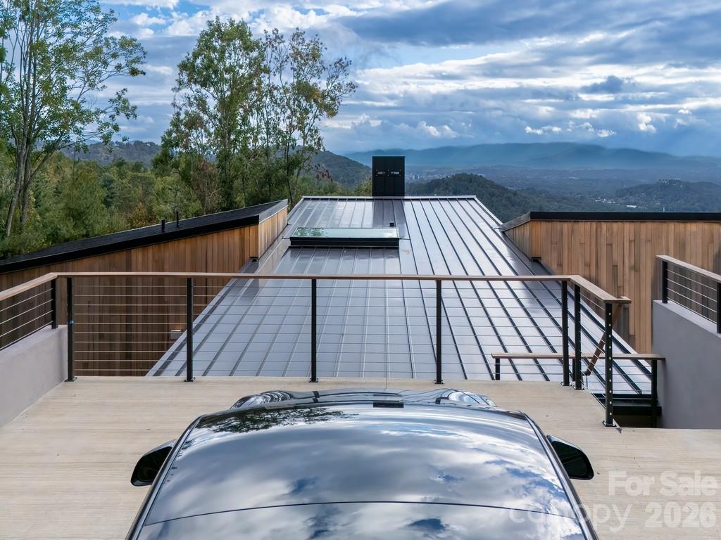 641 Elk Mountain Scenic Highway — Asheville