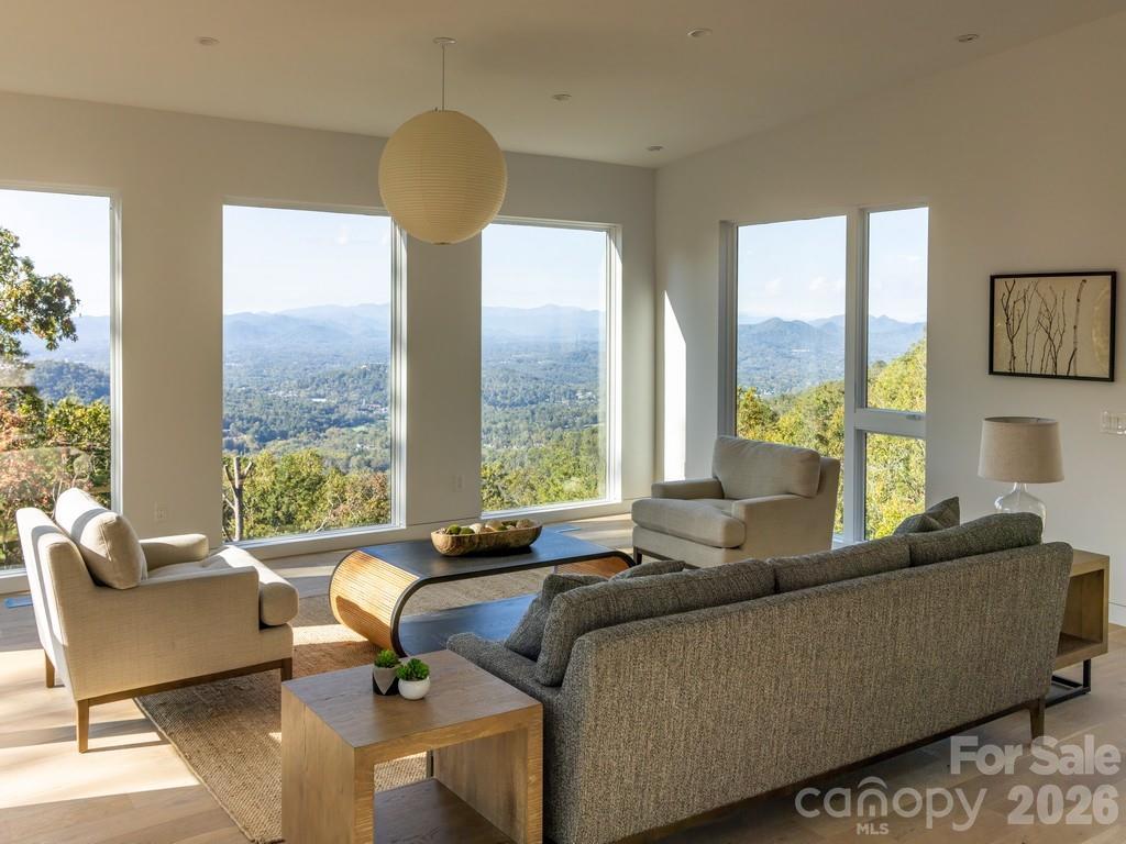 641 Elk Mountain Scenic Highway — Asheville