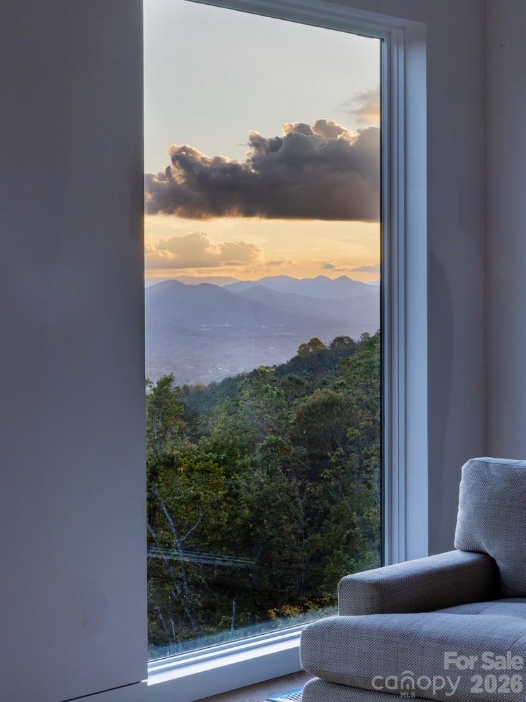 641 Elk Mountain Scenic Highway — Asheville