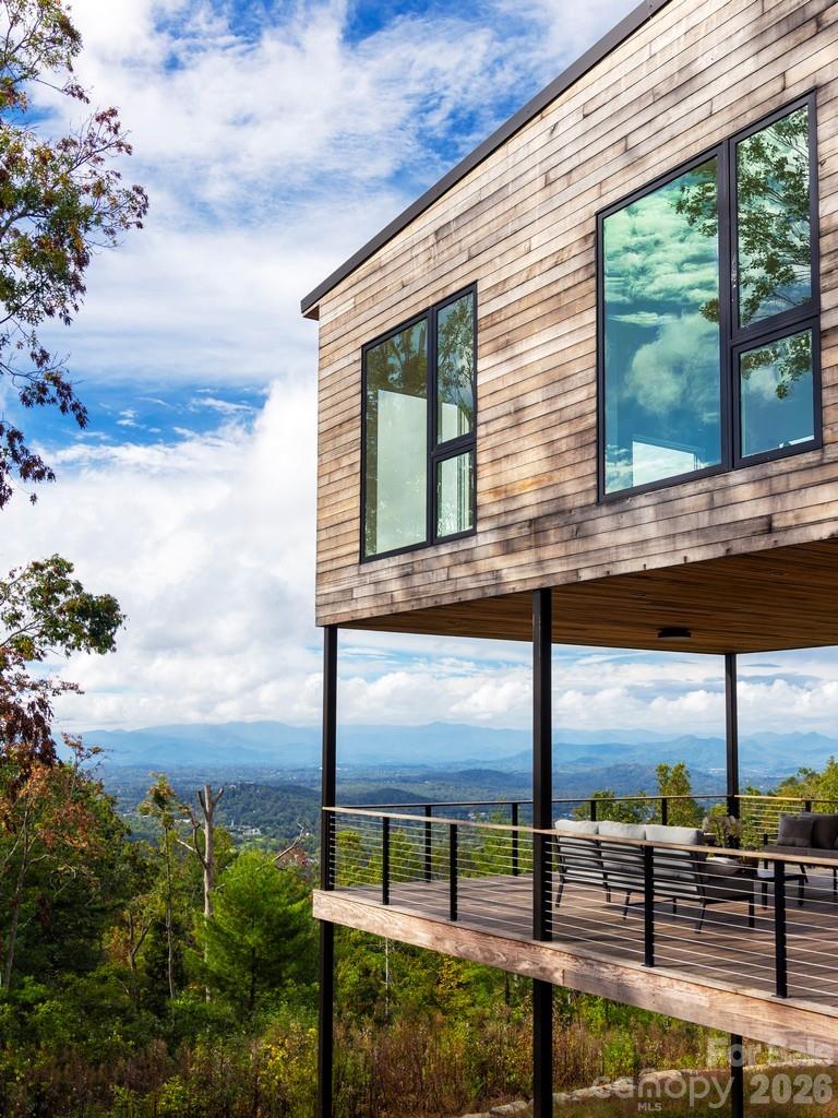 641 Elk Mountain Scenic Highway — Asheville