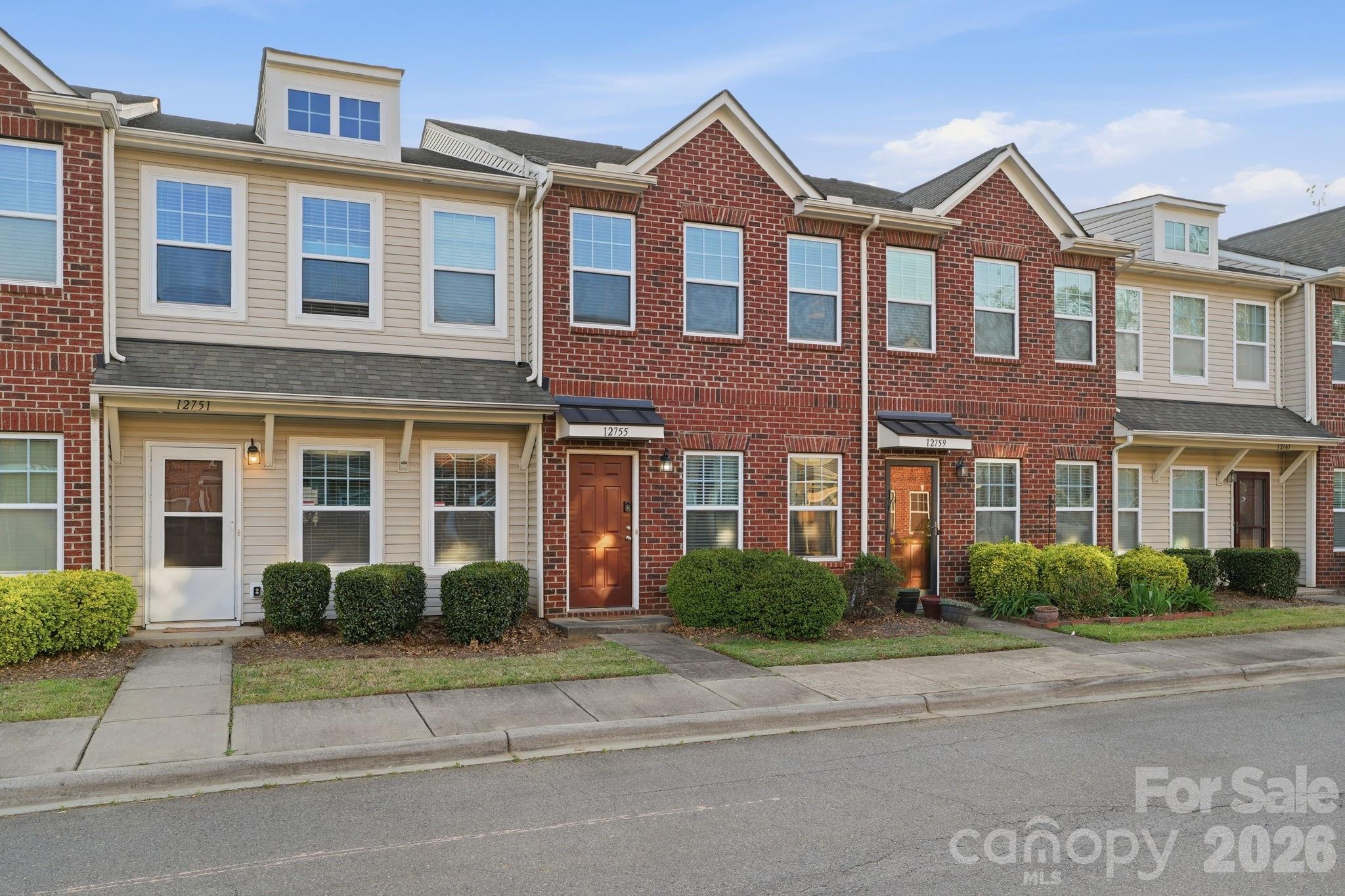 12755 Livengood Lane — Charlotte