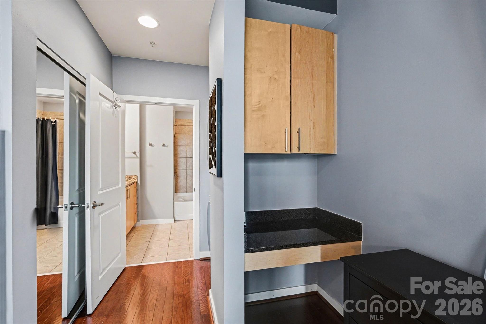 210 N Church Street #1411 — Charlotte