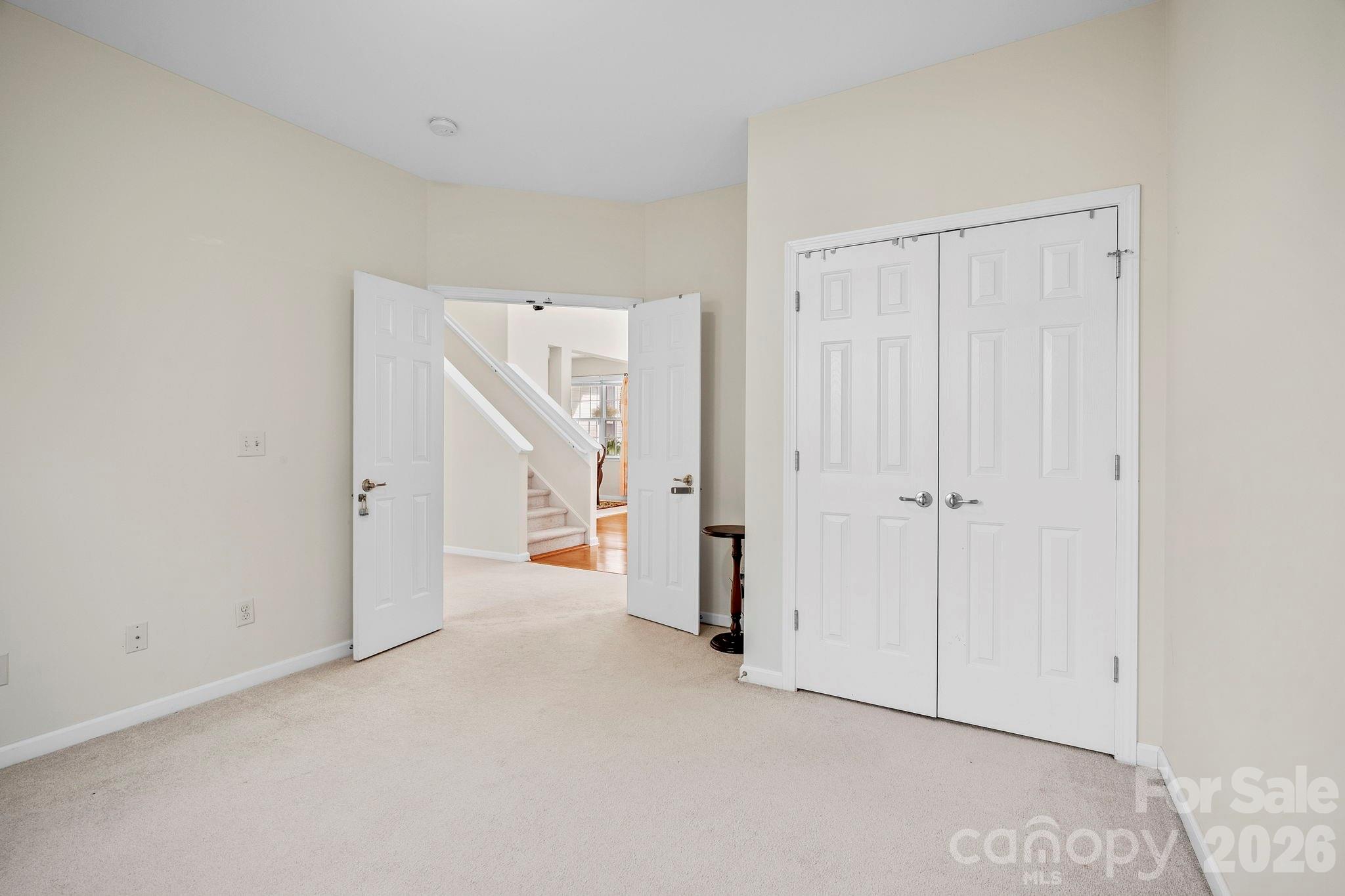 2 Breyerton Court — Asheville