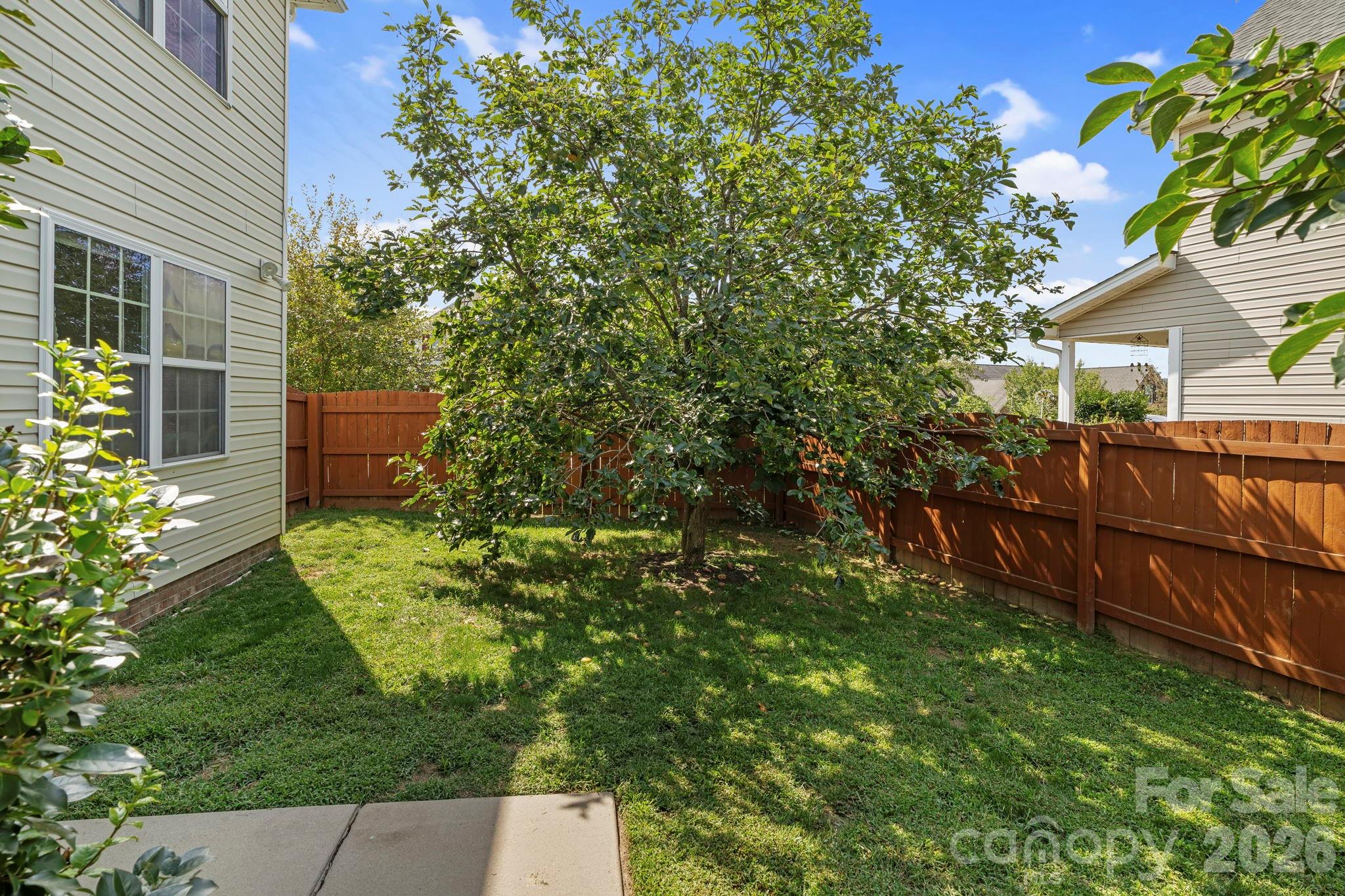 2 Breyerton Court — Asheville