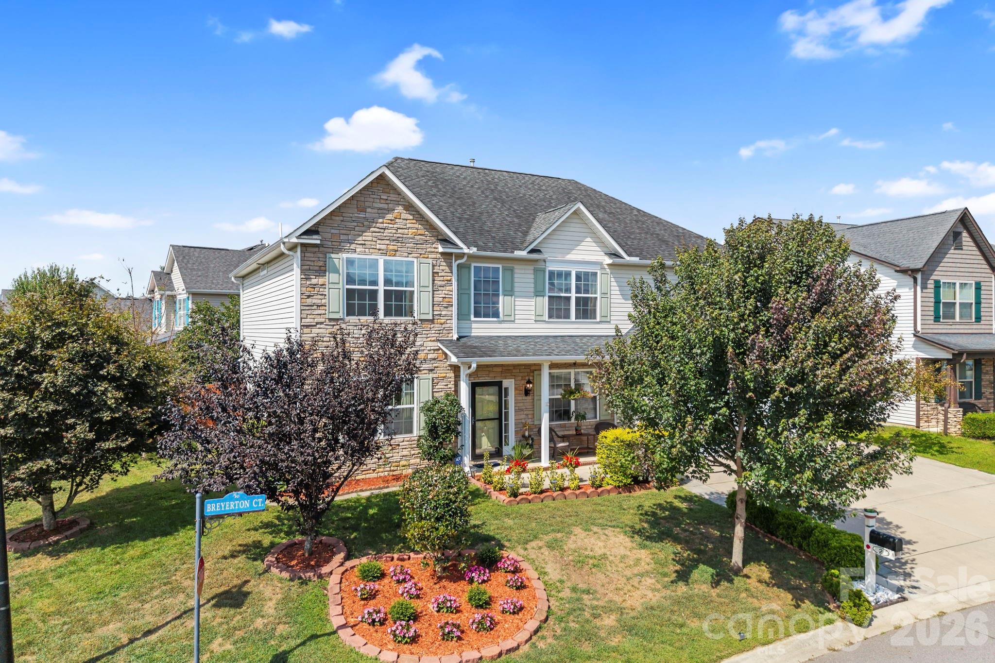 2 Breyerton Court — Asheville