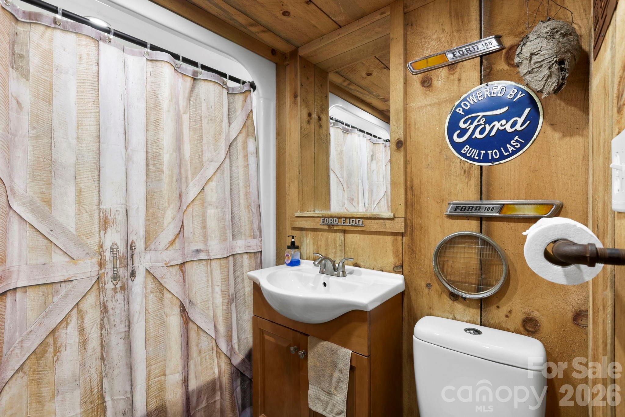 150 Timberlane Drive — Etowah