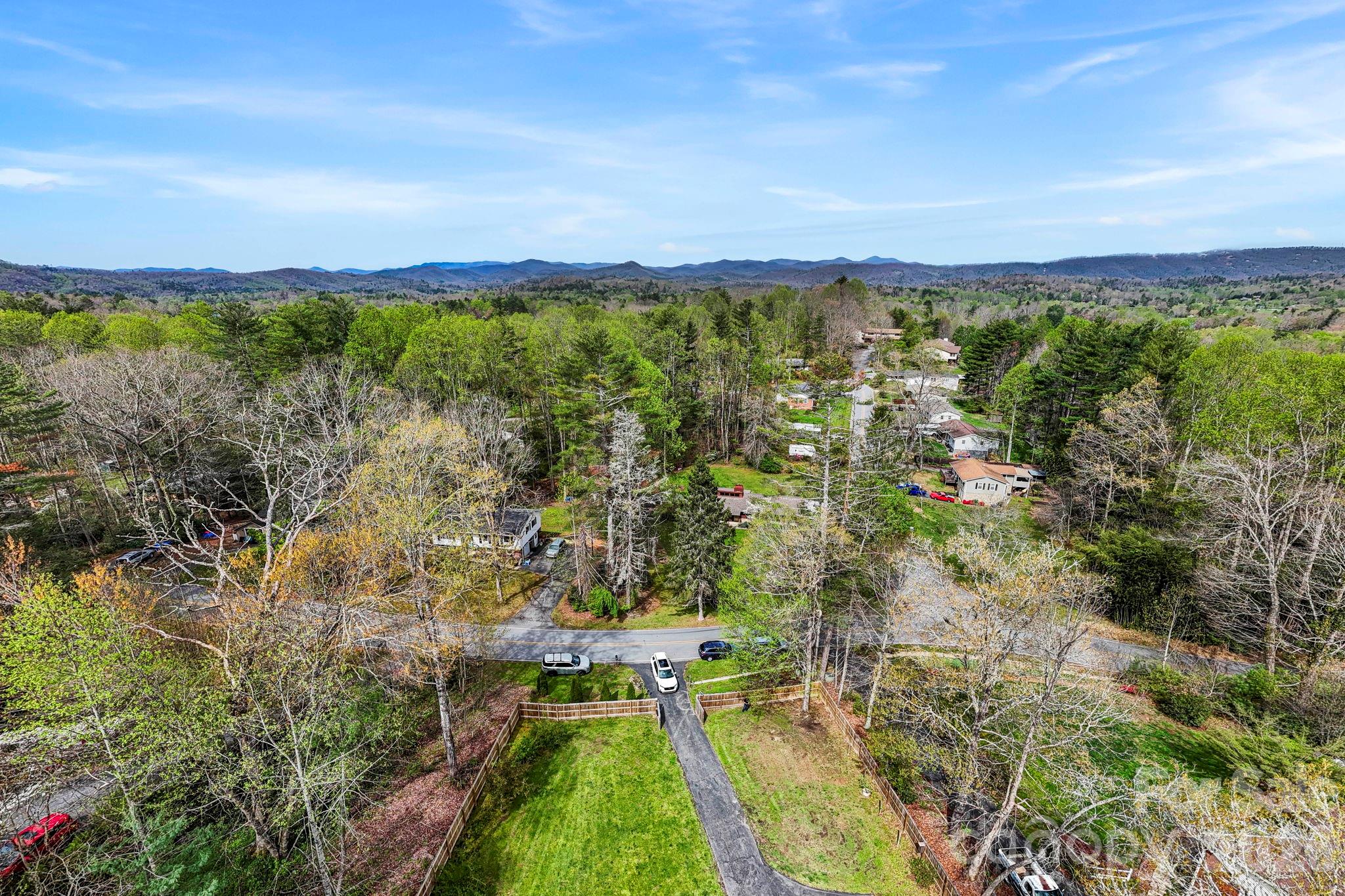 150 Timberlane Drive — Etowah