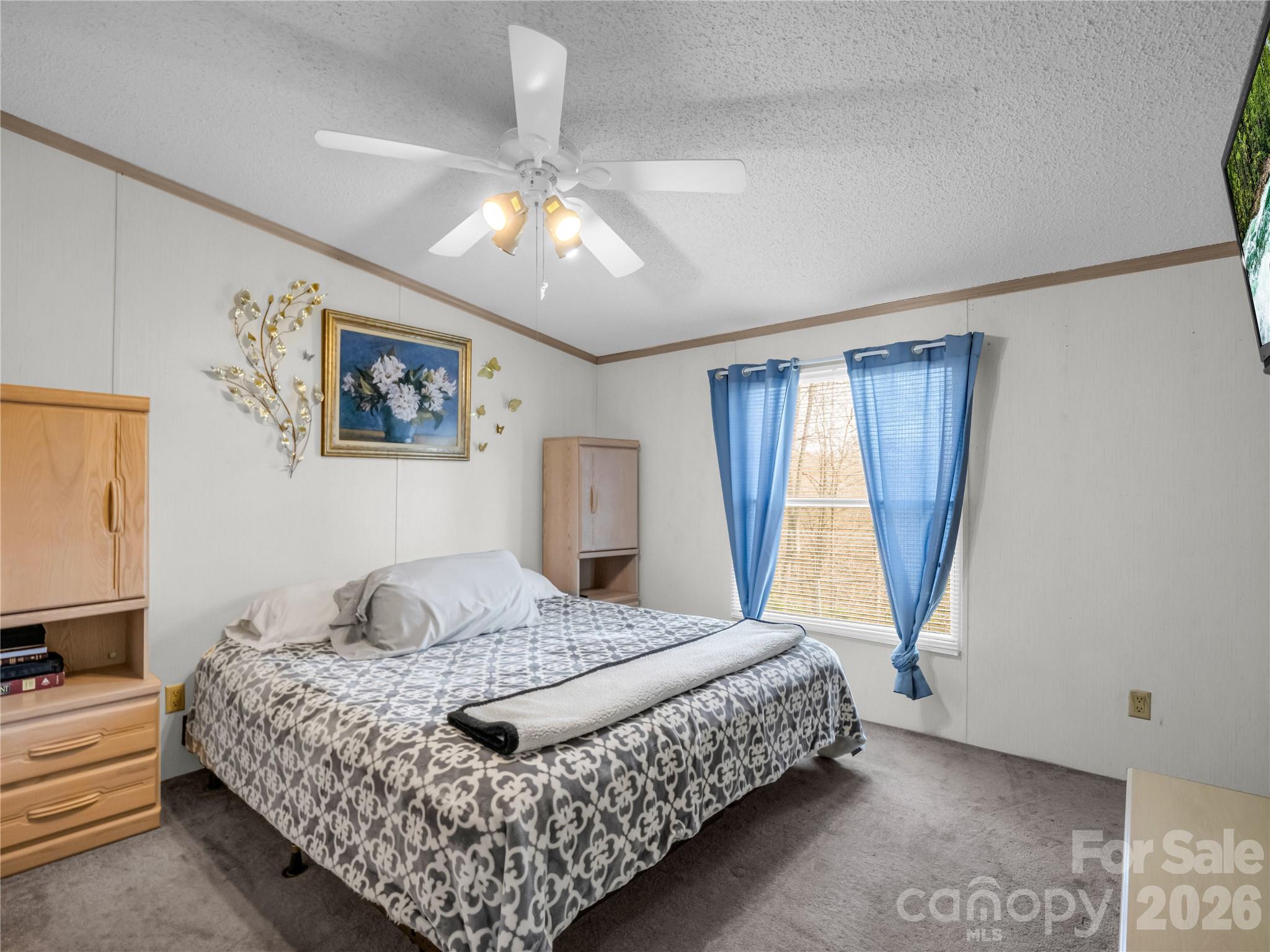 48 Laurel Cove Road — Leicester
