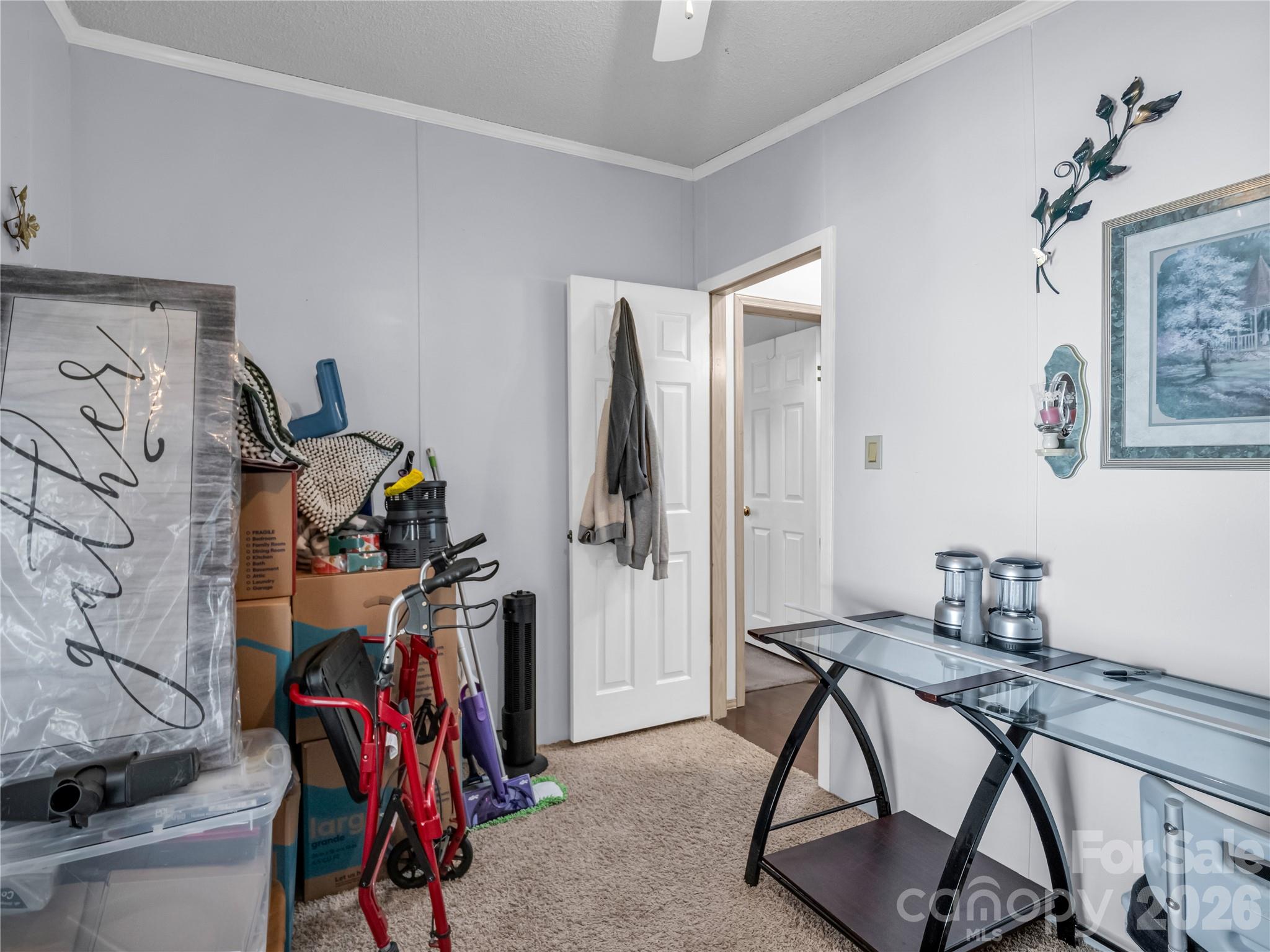 48 Laurel Cove Road — Leicester