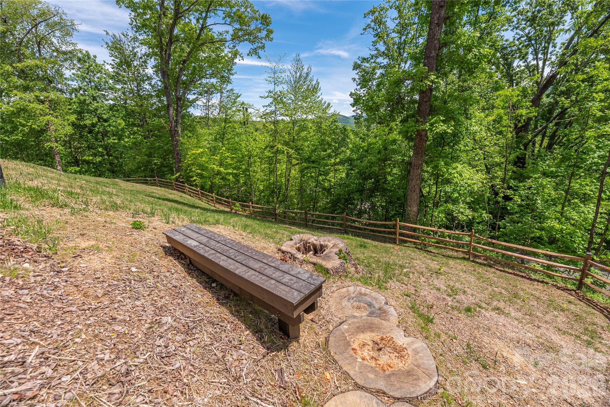 282 Tamarack Trail — Waynesville