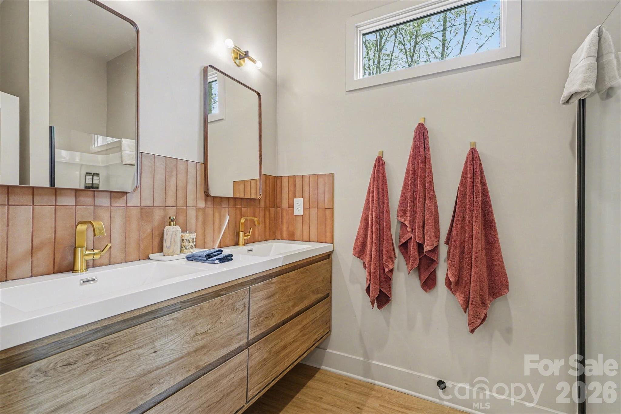 12141 Coyle Road — Stanfield