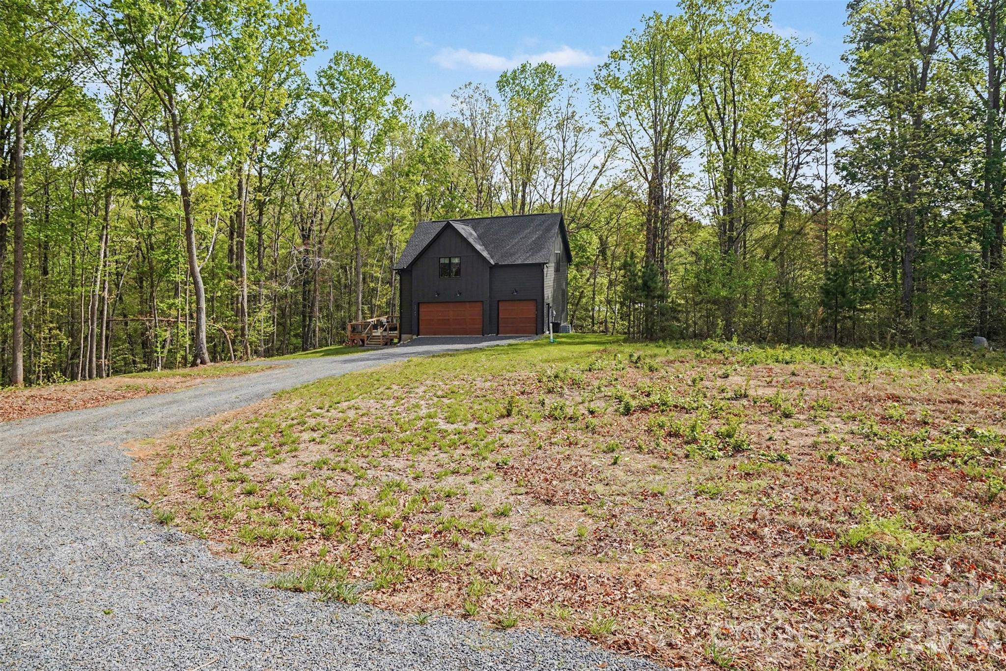 12141 Coyle Road — Stanfield