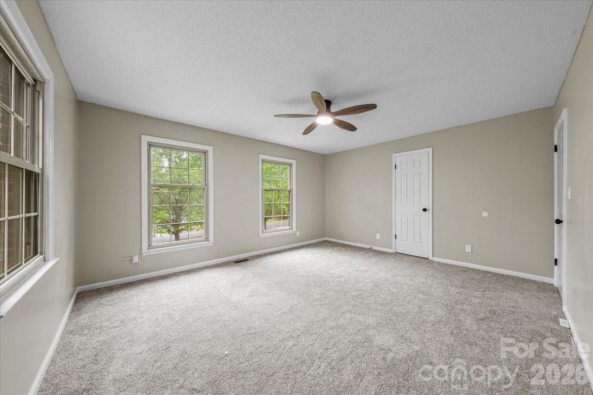 207 Williamsburg Lane — Wadesboro