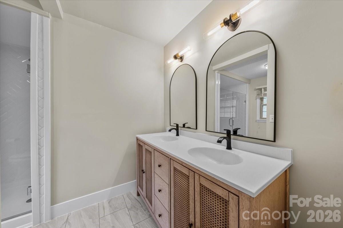 207 Williamsburg Lane — Wadesboro