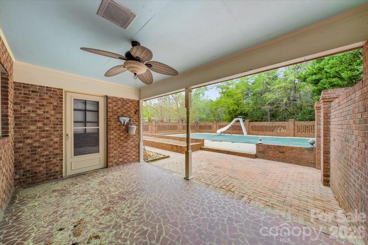 207 Williamsburg Lane — Wadesboro