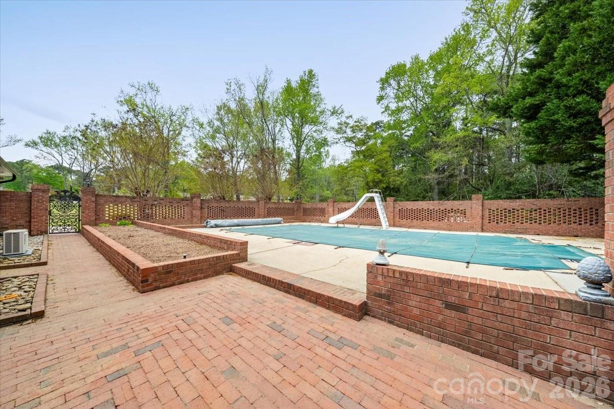 207 Williamsburg Lane — Wadesboro