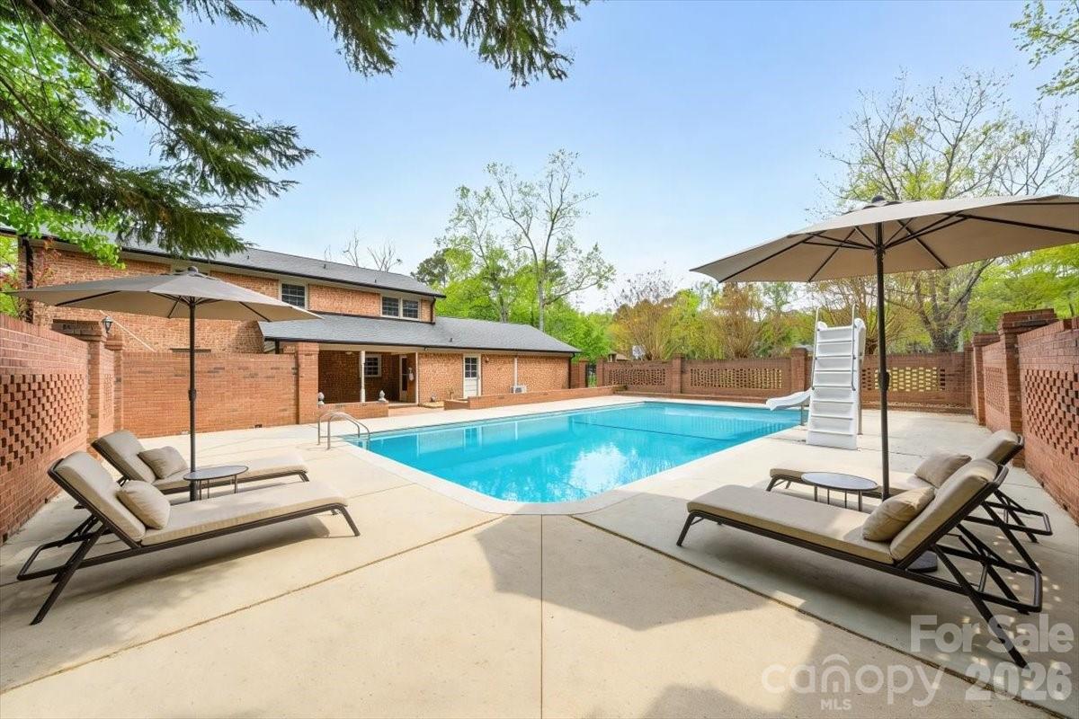 207 Williamsburg Lane — Wadesboro