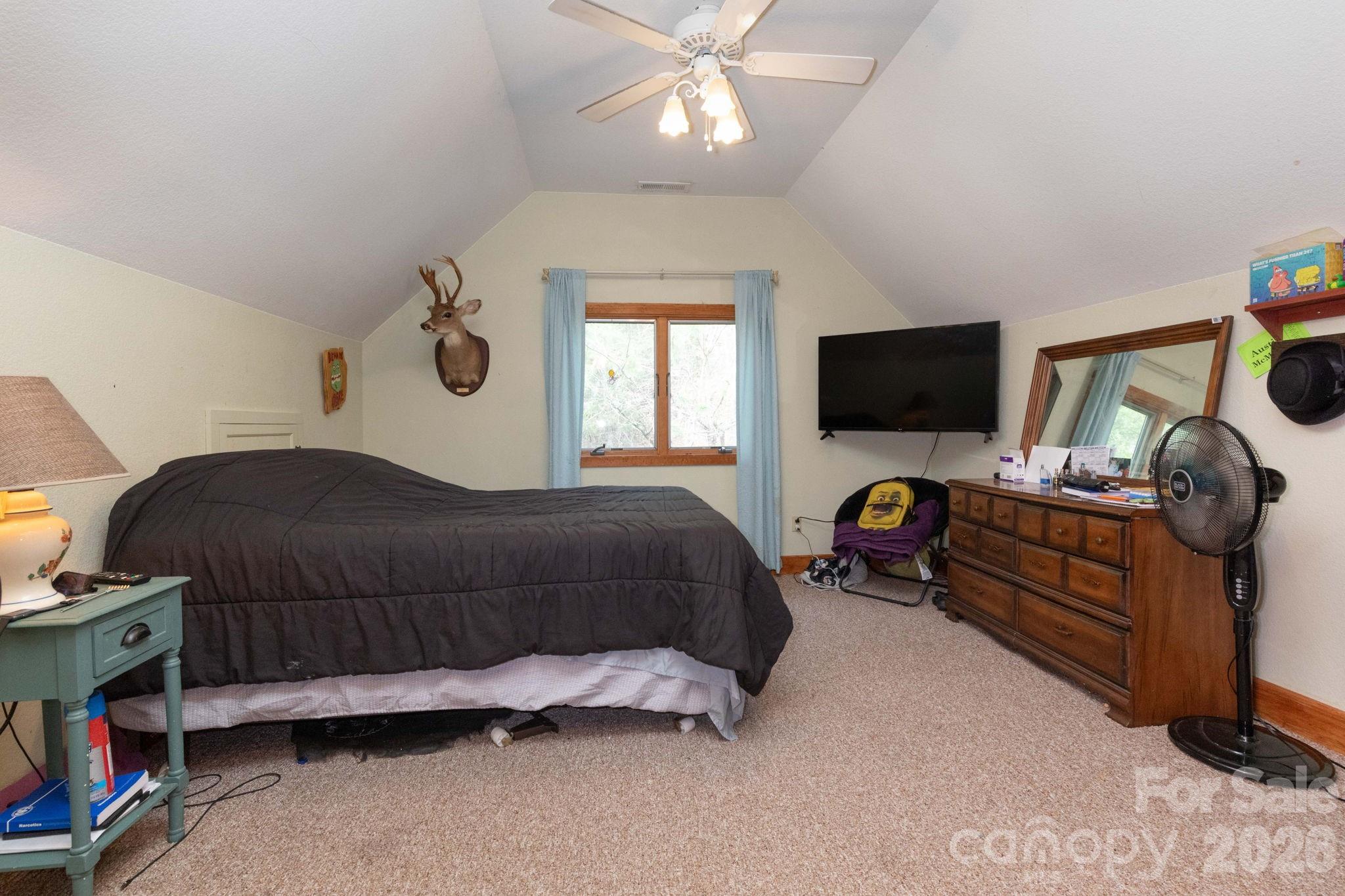 75 mypie Drive — Sylva