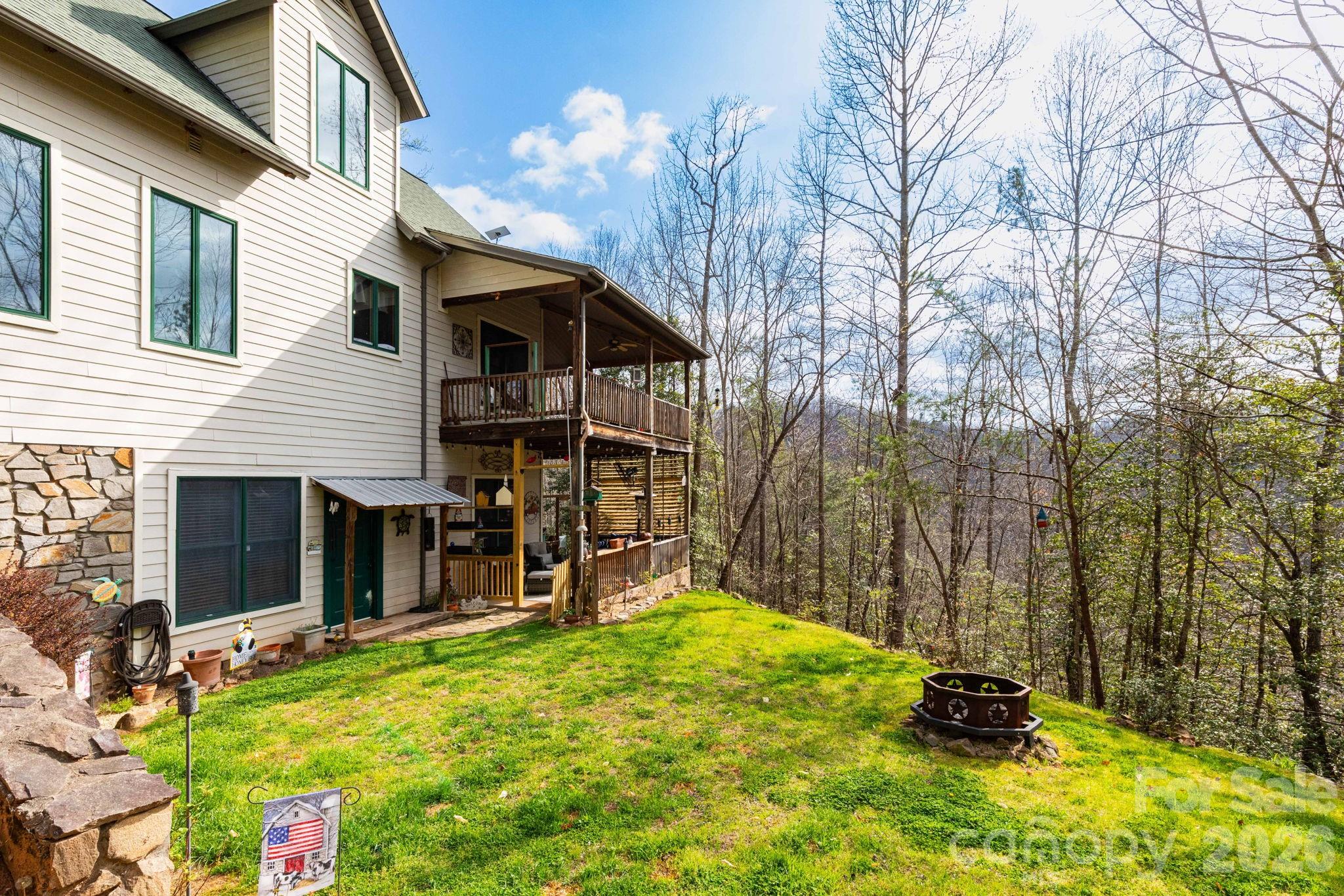 75 mypie Drive — Sylva