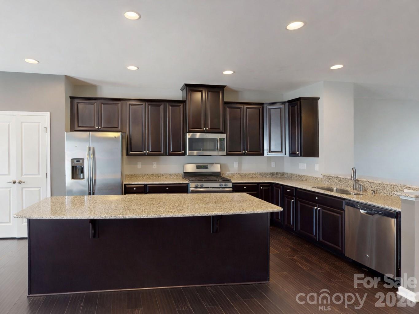 1637 Fleetwood Drive — Charlotte